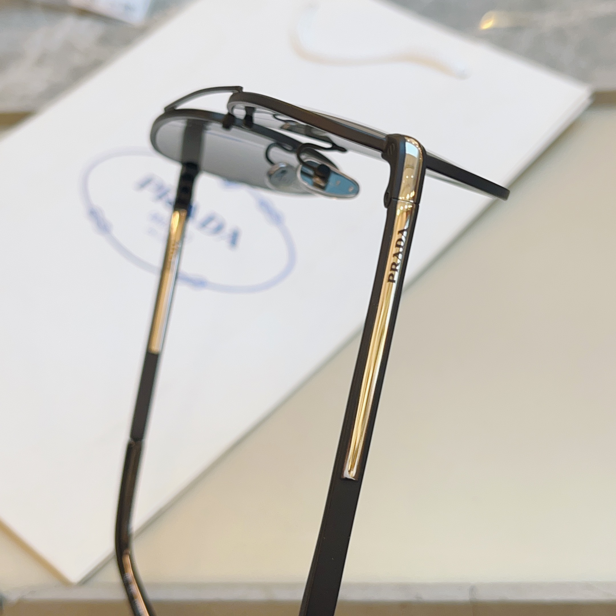 ，【PRAD*】普拉*达新款太阳镜🕶️，MODEL：SPR A54，SIZE：60口16-145