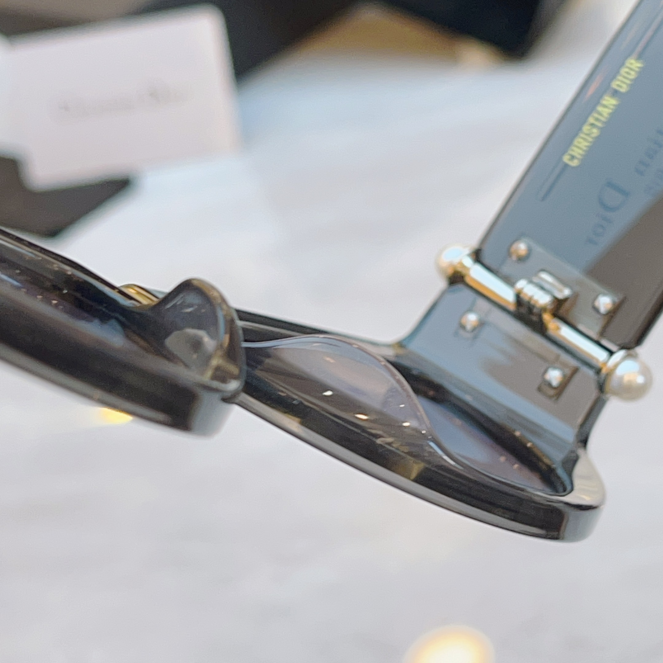 ，【DIO* 】迪*奥新款太阳镜，MODEL：DIOR Tribales B1F，SIZE：57口18-