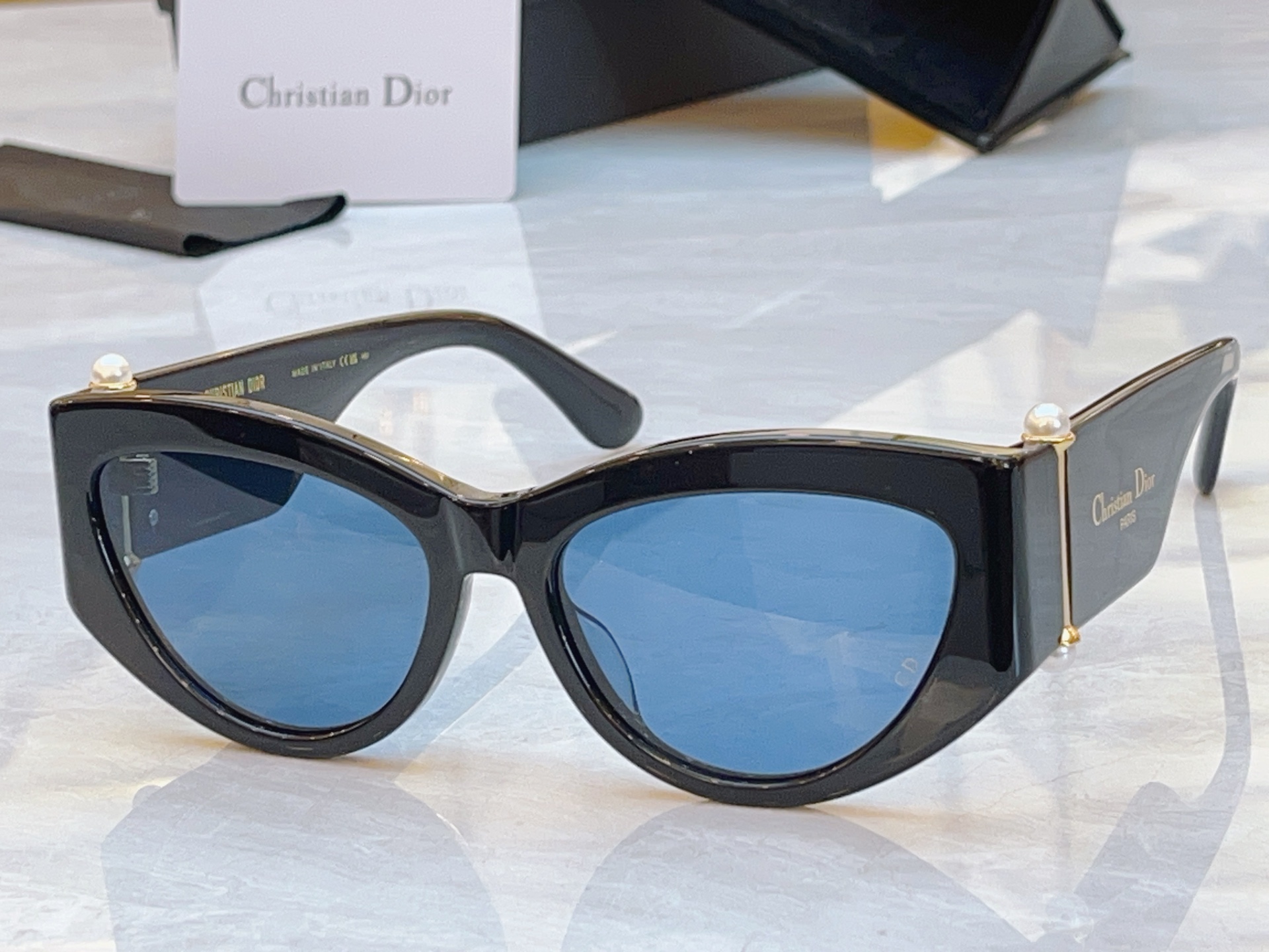 ，【DIO* 】迪*奥新款太阳镜，MODEL：DIOR Tribales B1F，SIZE：57口18-