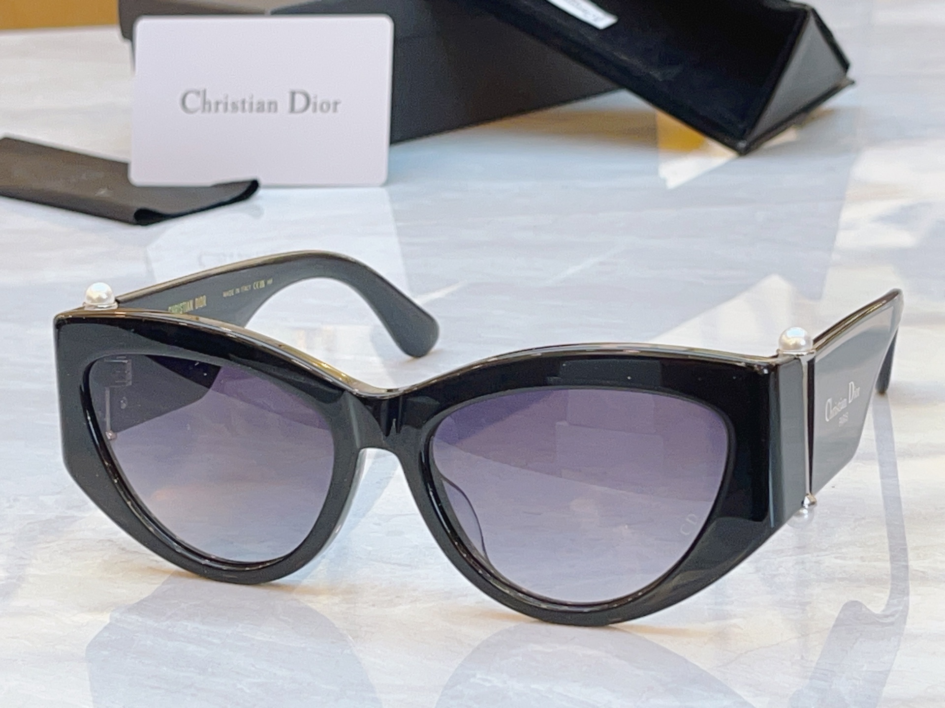 ，【DIO* 】迪*奥新款太阳镜，MODEL：DIOR Tribales B1F，SIZE：57口18-