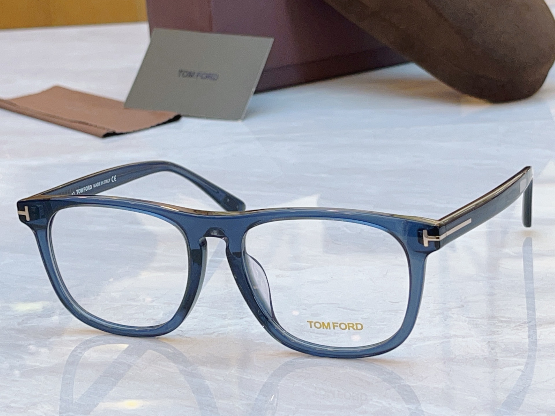 ，【TOM FOR*】汤姆*福特新款眼镜架，MODEL：TF930，SIZE：54口19-145