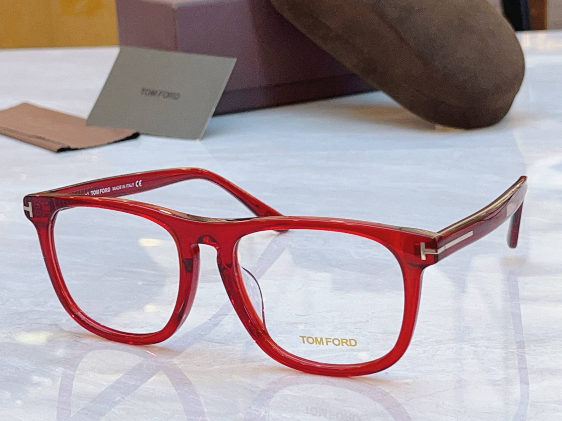 ，【TOM FOR*】汤姆*福特新款眼镜架，MODEL：TF930，SIZE：54口19-145