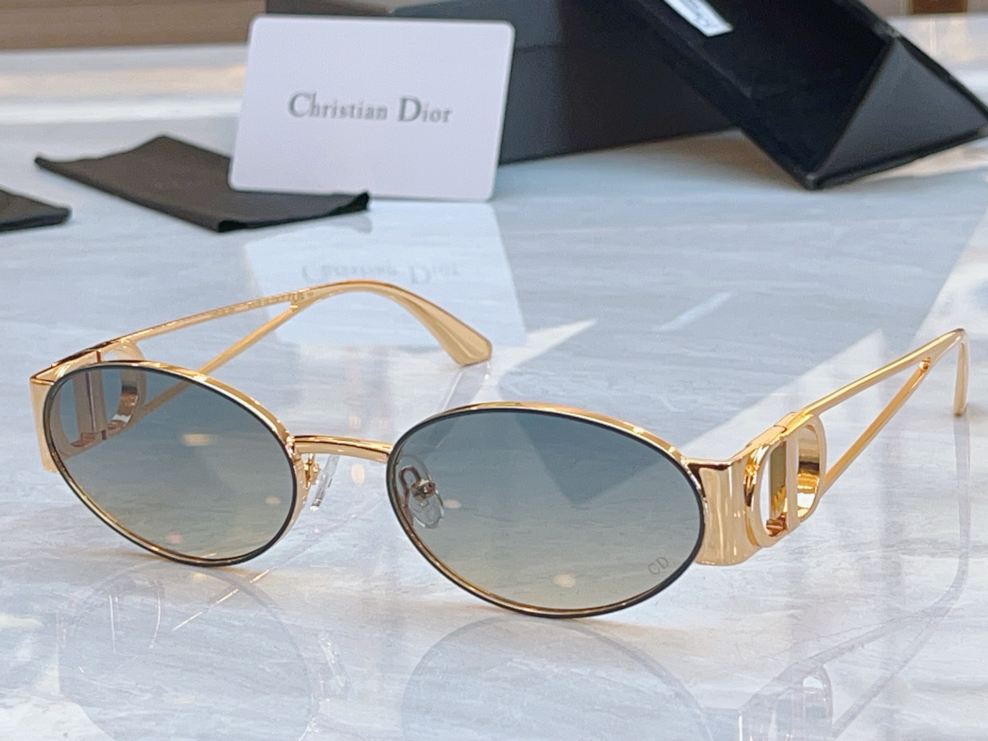 ，【DIO* 】迪*奥新款太阳镜，MODEL：DGSTA61UCR，SIZE：57口20-128