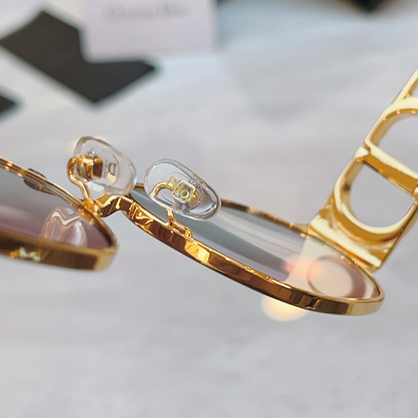 ，【DIO* 】迪*奥新款太阳镜，MODEL：DGSTA62UCR，SIZE：58口20-138