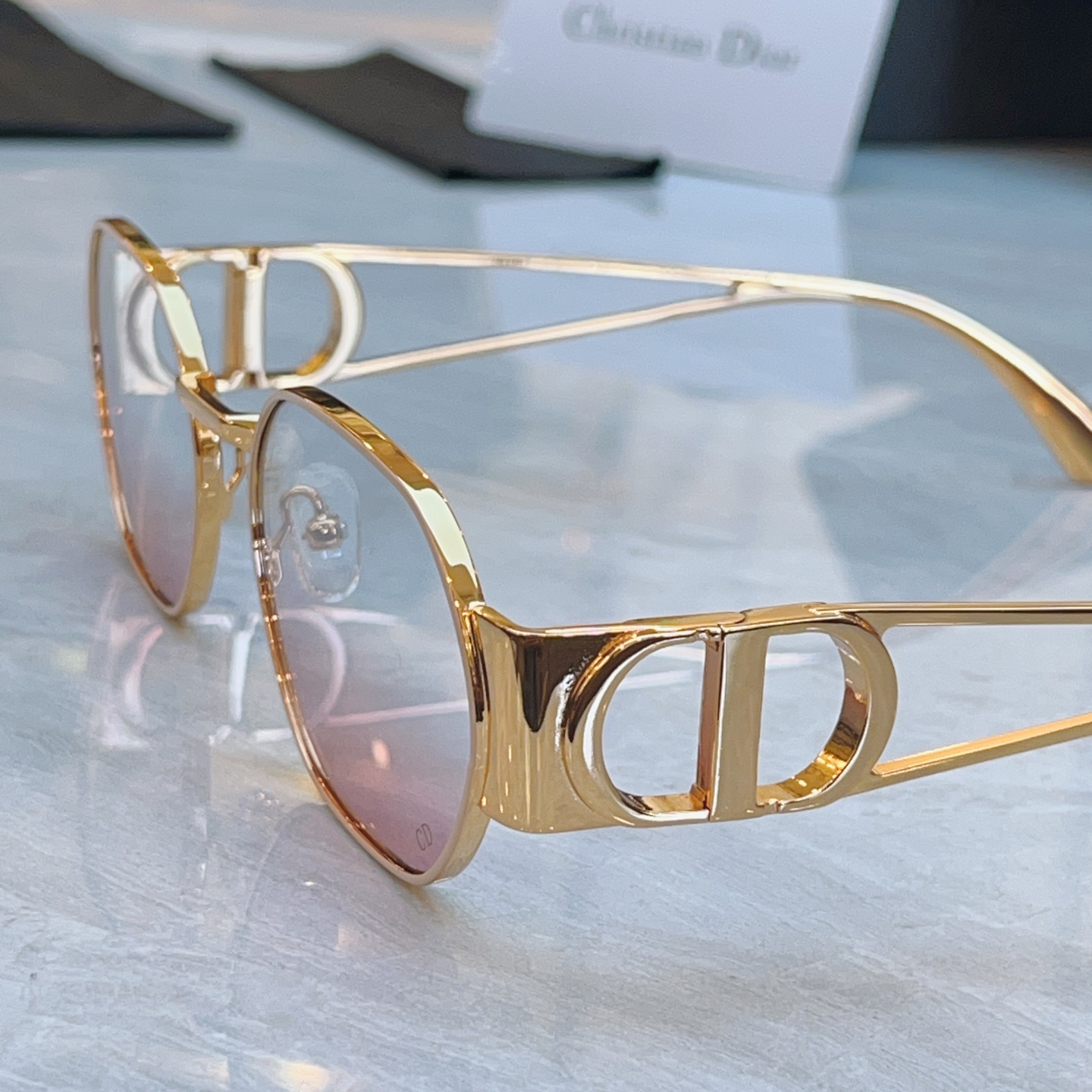 ，【DIO* 】迪*奥新款太阳镜，MODEL：DGSTA62UCR，SIZE：58口20-138