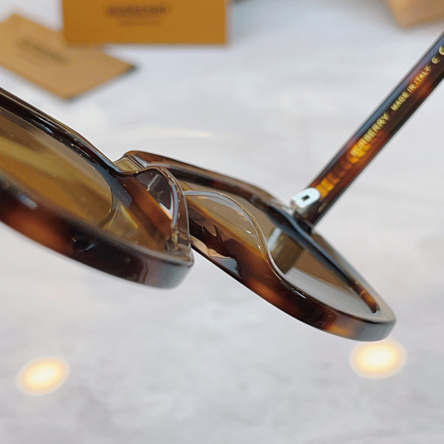 ，【BURBERR*】巴宝*莉新款太阳镜，MODEL：BE4366，SIZE：56口16-145