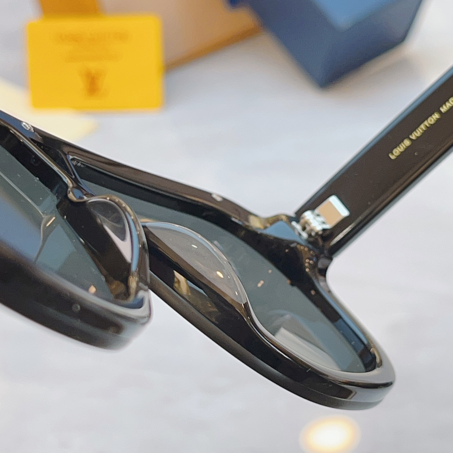 ，【LOUIS VUITTO*】路易*威登新款太阳镜，MODEL：Z878U，SIZE：150口0-14