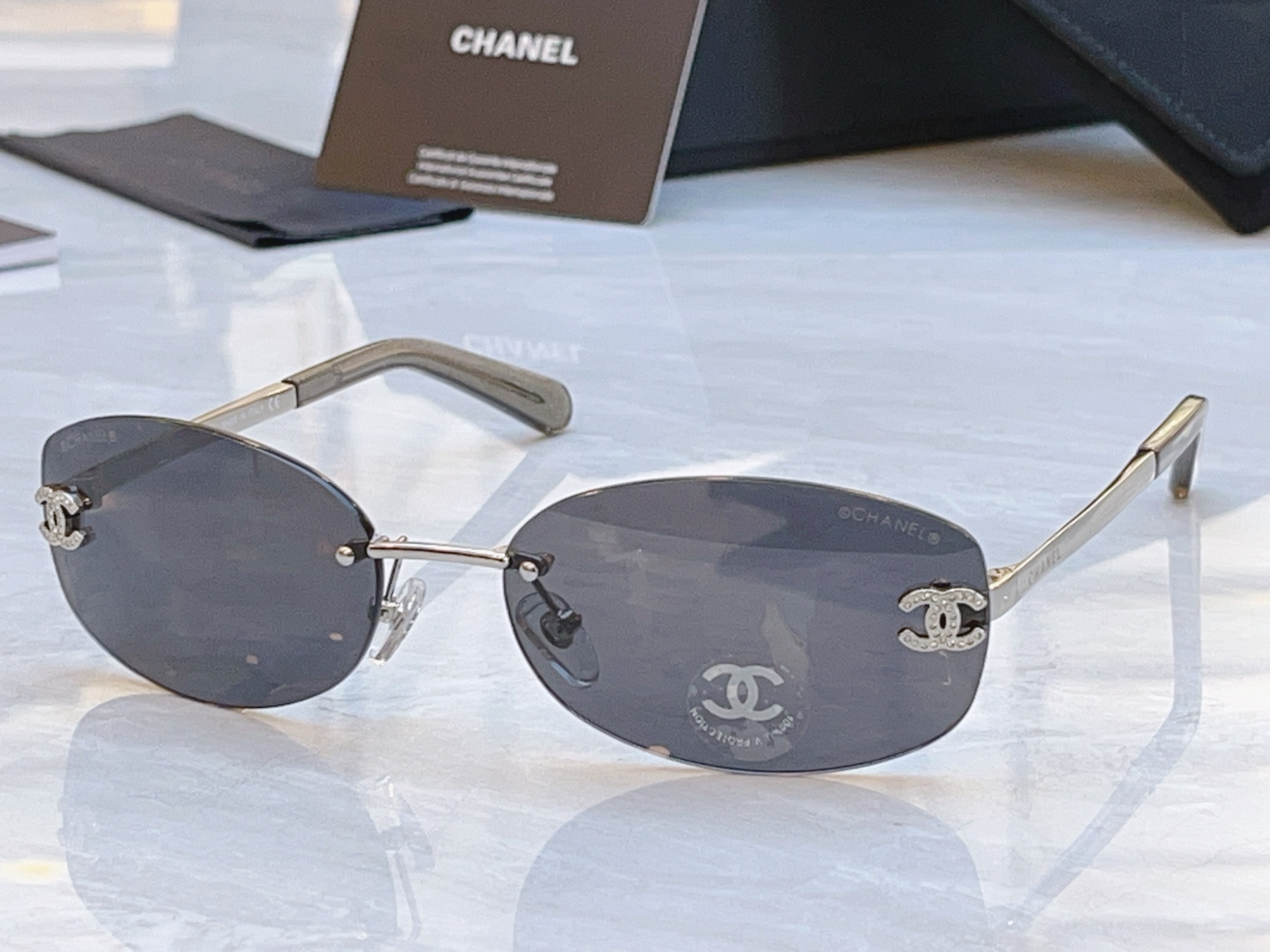 ，【CHANE*】香奈儿新款太阳镜，MODEL：A71559，SIZE：62口16-145