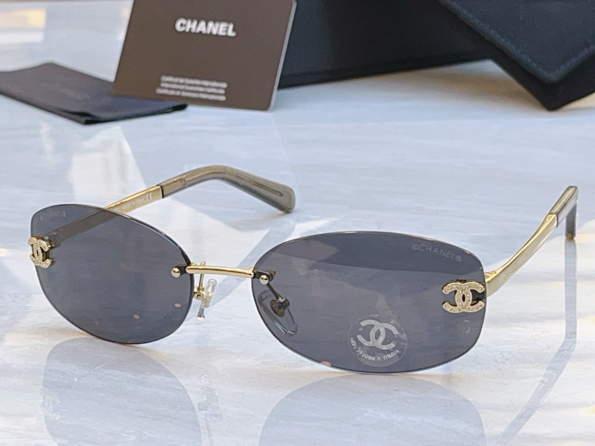 ，【CHANE*】香奈儿新款太阳镜，MODEL：A71559，SIZE：62口16-145