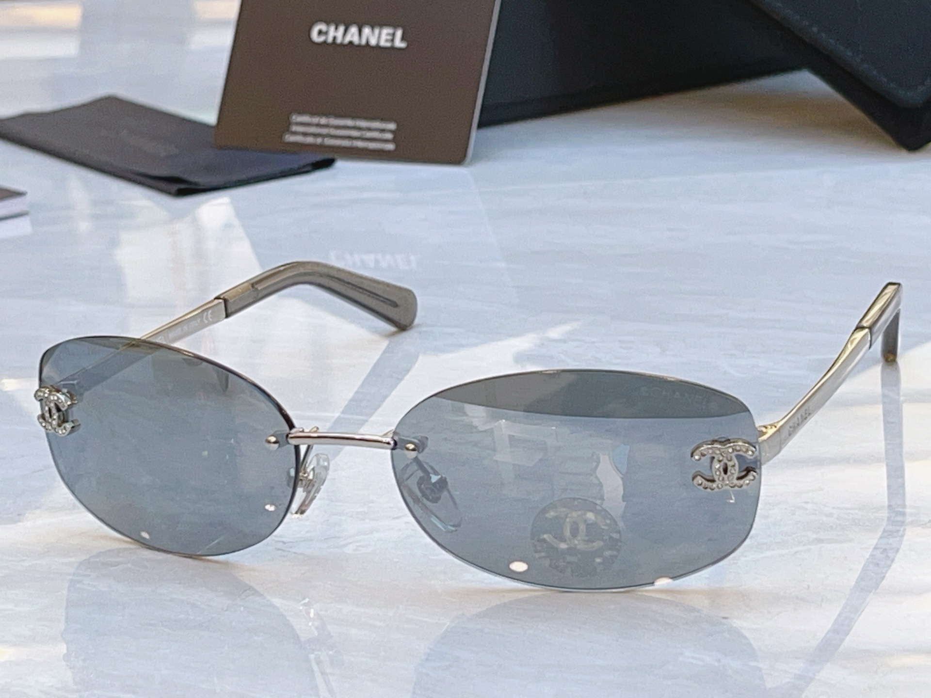 ，【CHANE*】香奈儿新款太阳镜，MODEL：A71559，SIZE：62口16-145