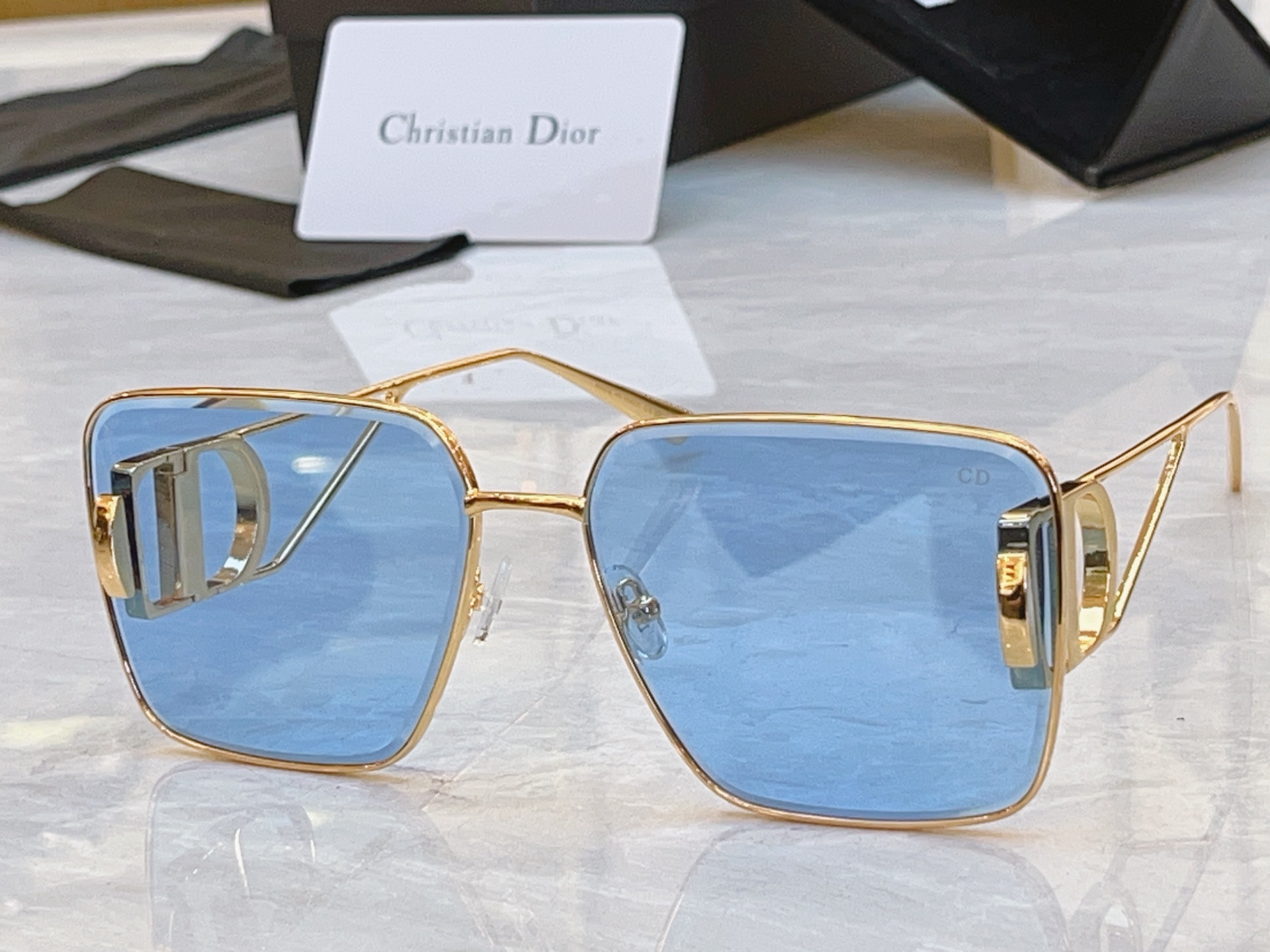 ，【DIO* 】迪*奥新款太阳镜，MODEL：DGSTA42UCR，SIZE：64口16-140