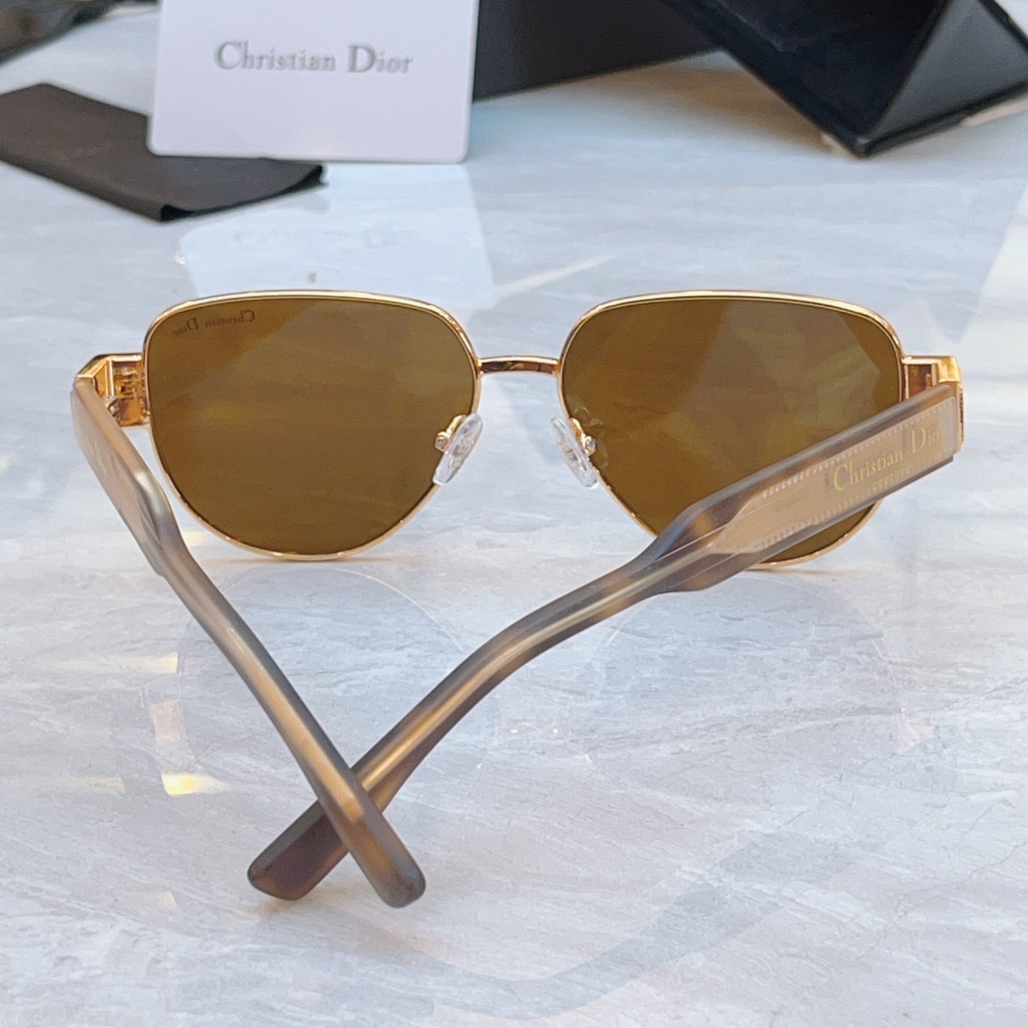 ，【DIO* 】迪*奥新款太阳镜，MODEL：DGSTA55UCR，SIZE：57口14-145