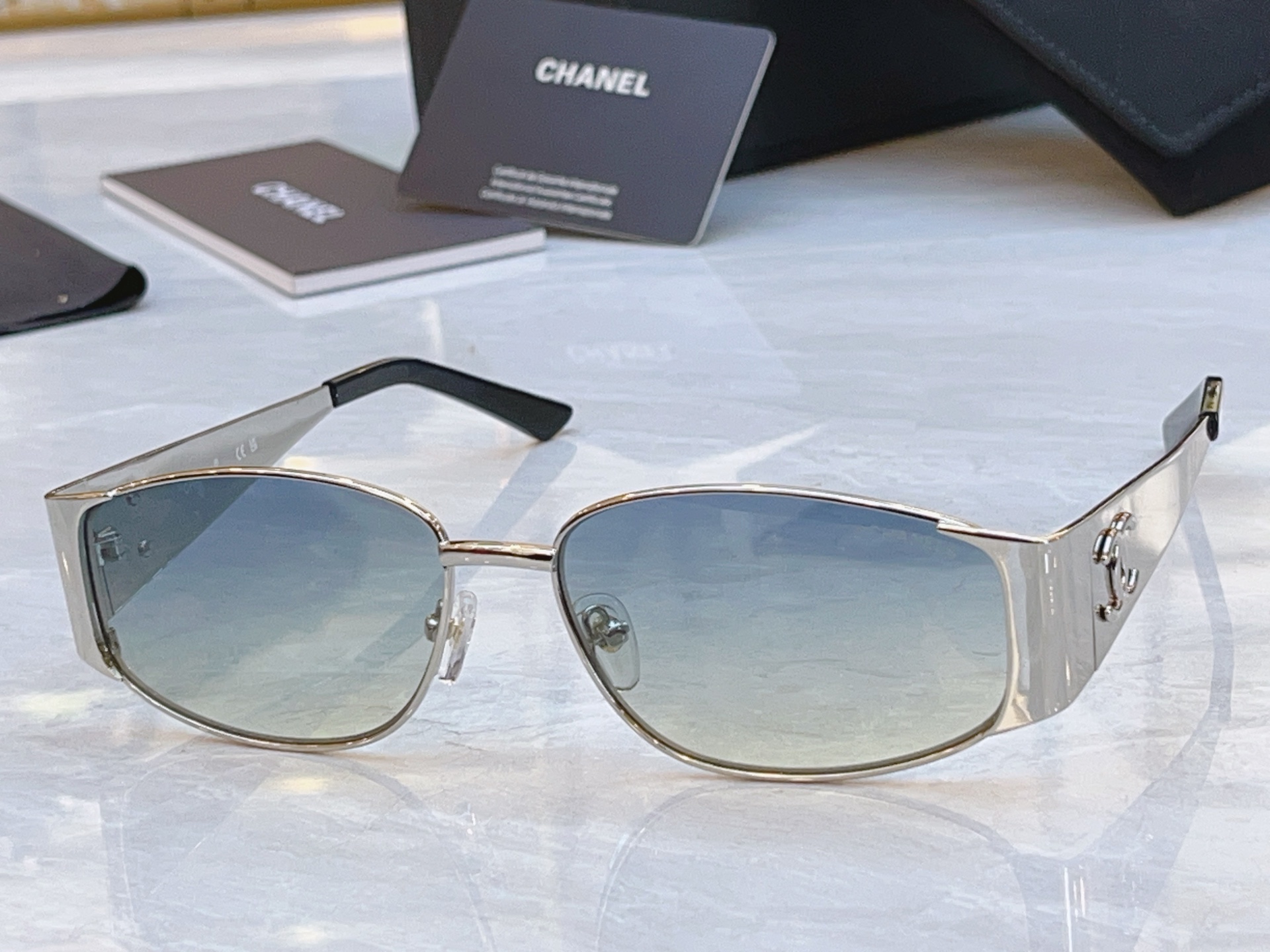 ，【CHANE*】香奈儿新款太阳镜，MODEL：08846，SIZE：54口18-145