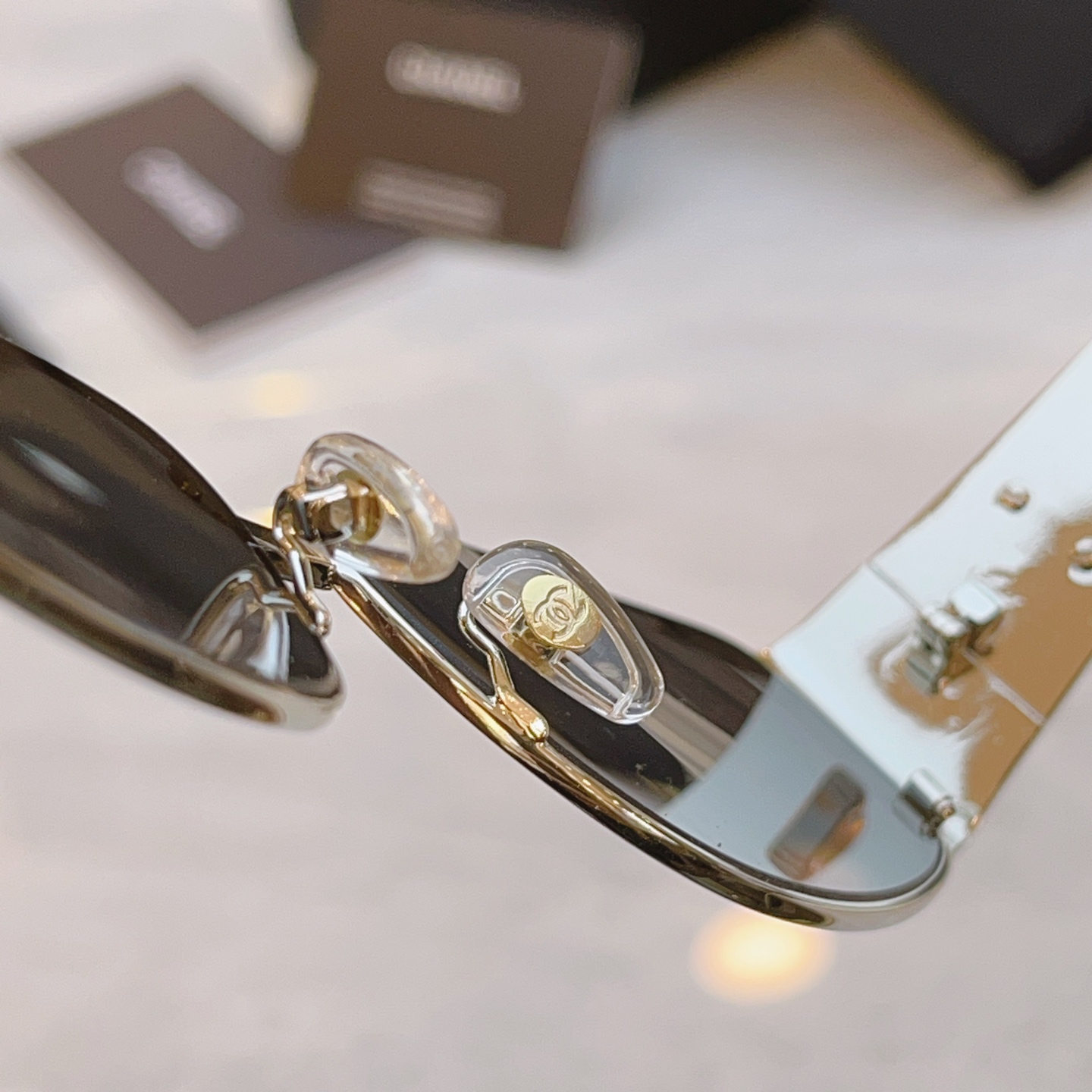 ，【CHANE*】香奈儿新款太阳镜，MODEL：08846，SIZE：54口18-145