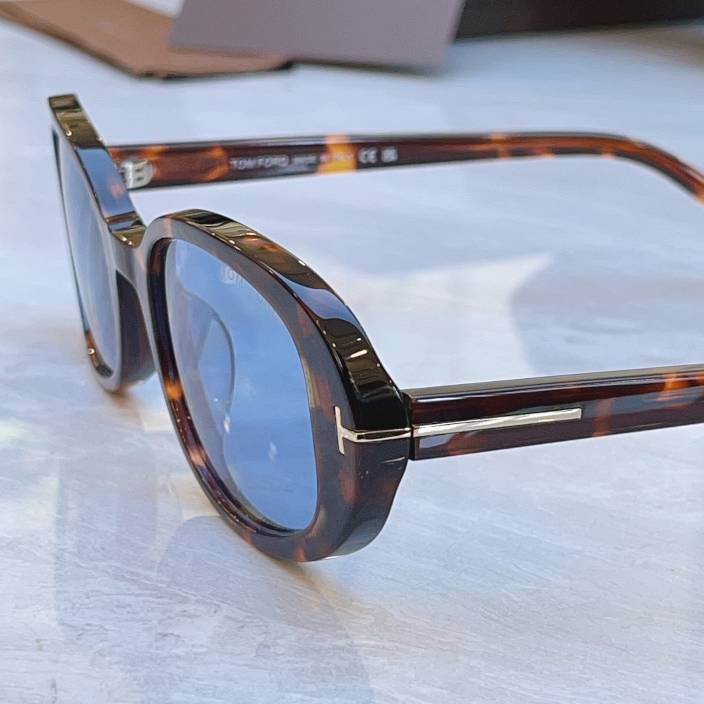 ，【TOM FOR*】汤姆*福特新款太阳镜，MODEL：FT1364，SIZE：51口21-140