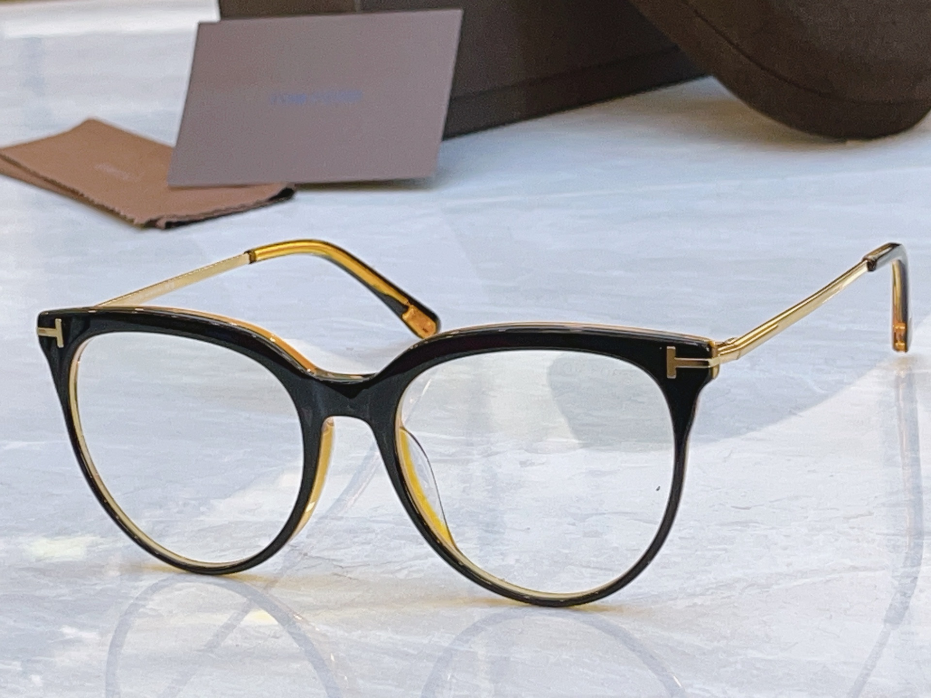 ，【TOM FOR*】汤姆*福特新款眼镜架，MODEL：FT1121，SIZE：58口19-145