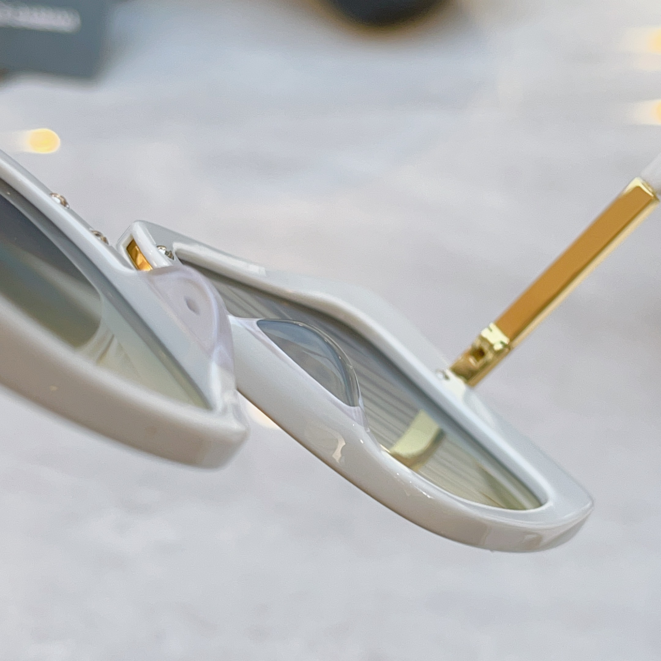 ，【DOLCE & GABBAN*】D*G新款太阳镜，MODEL：DG4491，SIZE：53口21-1