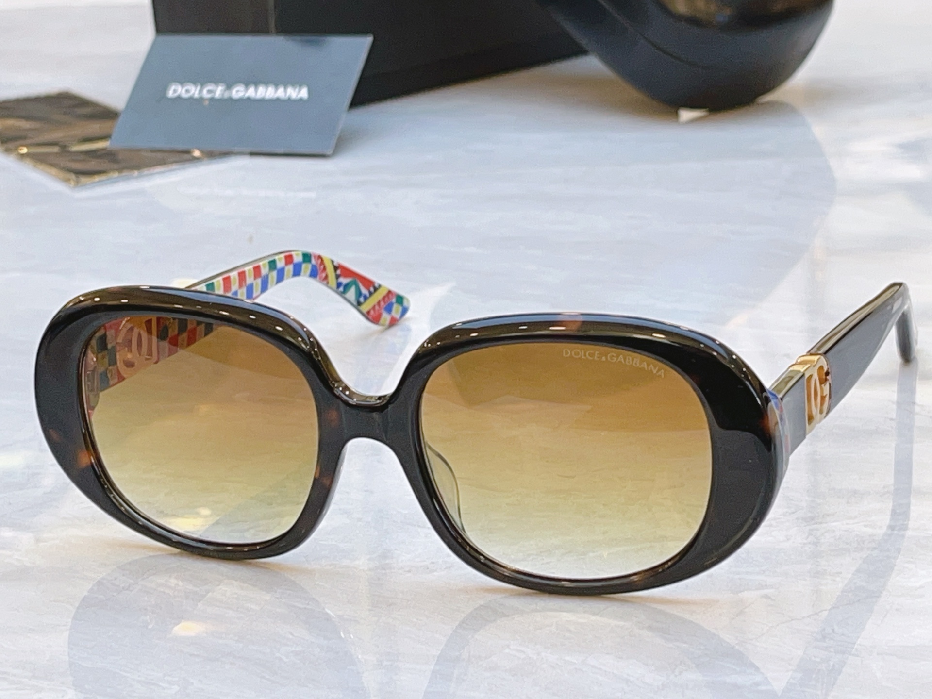 ，【DOLCE & GABBAN*】D*G新款太阳镜，MODEL：DG4476，SIZE：54口19-1