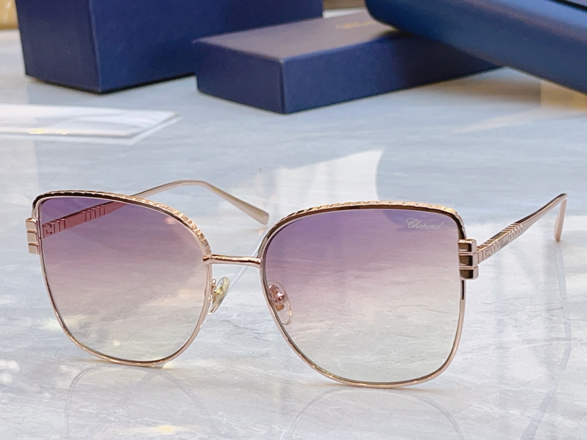 ，【ChoPar*】肖*邦新款太阳镜，MODEL：SCHG947，SIZE：59口17-142