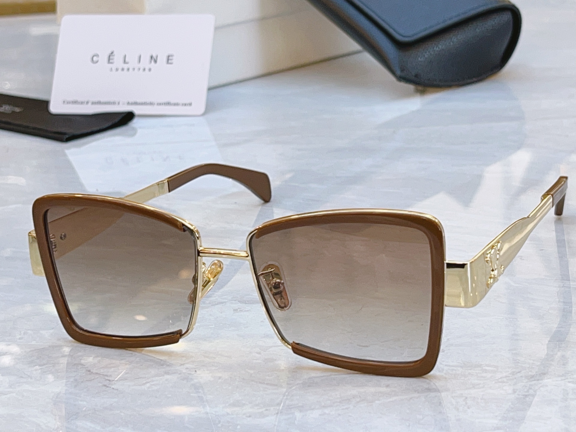 ，【CELIN*】赛*琳新款太阳镜， MODEL:CL40338F ，SIZE: 53口17-145