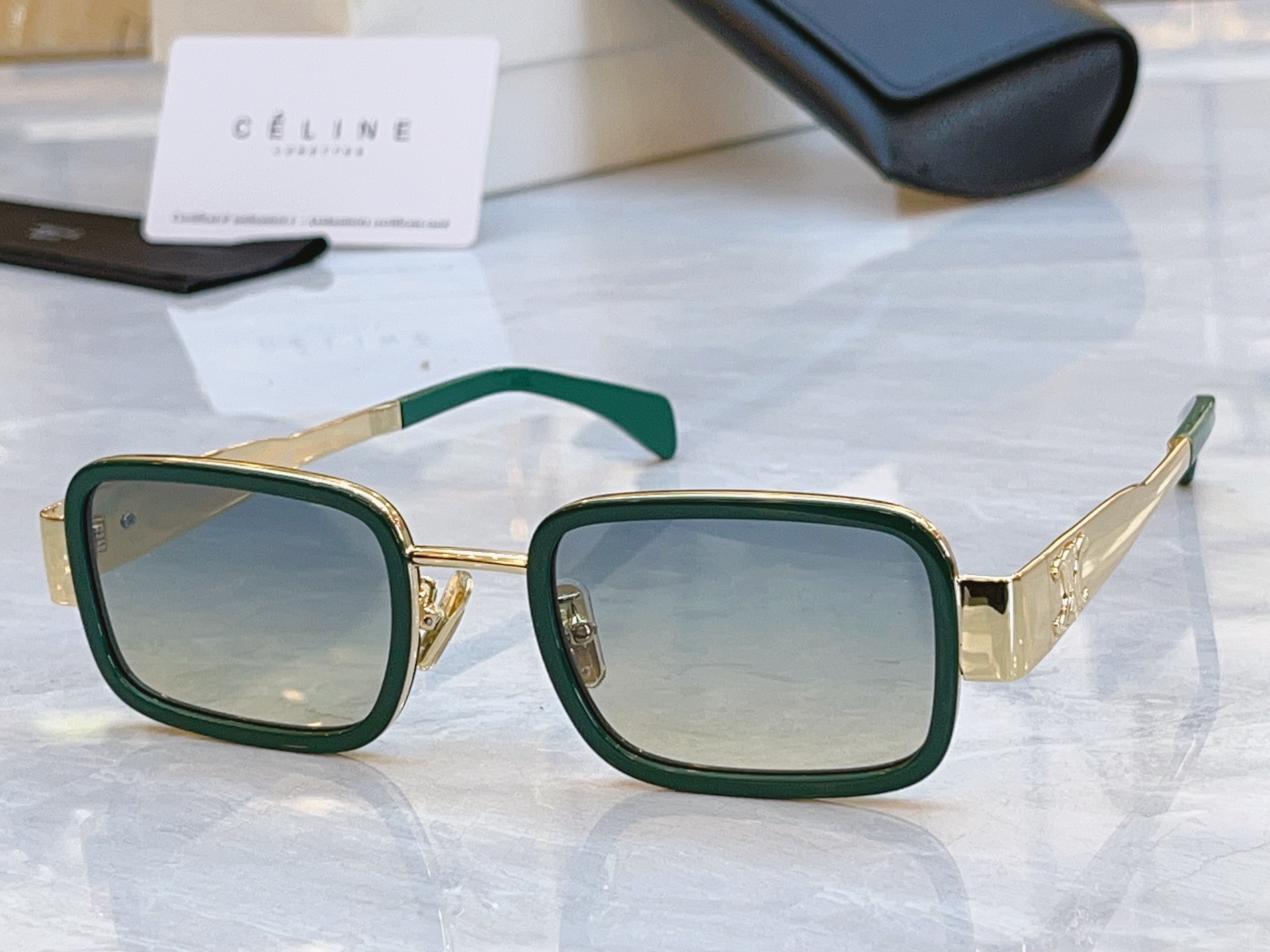 ，【CELIN*】赛*琳新款太阳镜， MODEL:CL40335F ，SIZE: 50口23-145