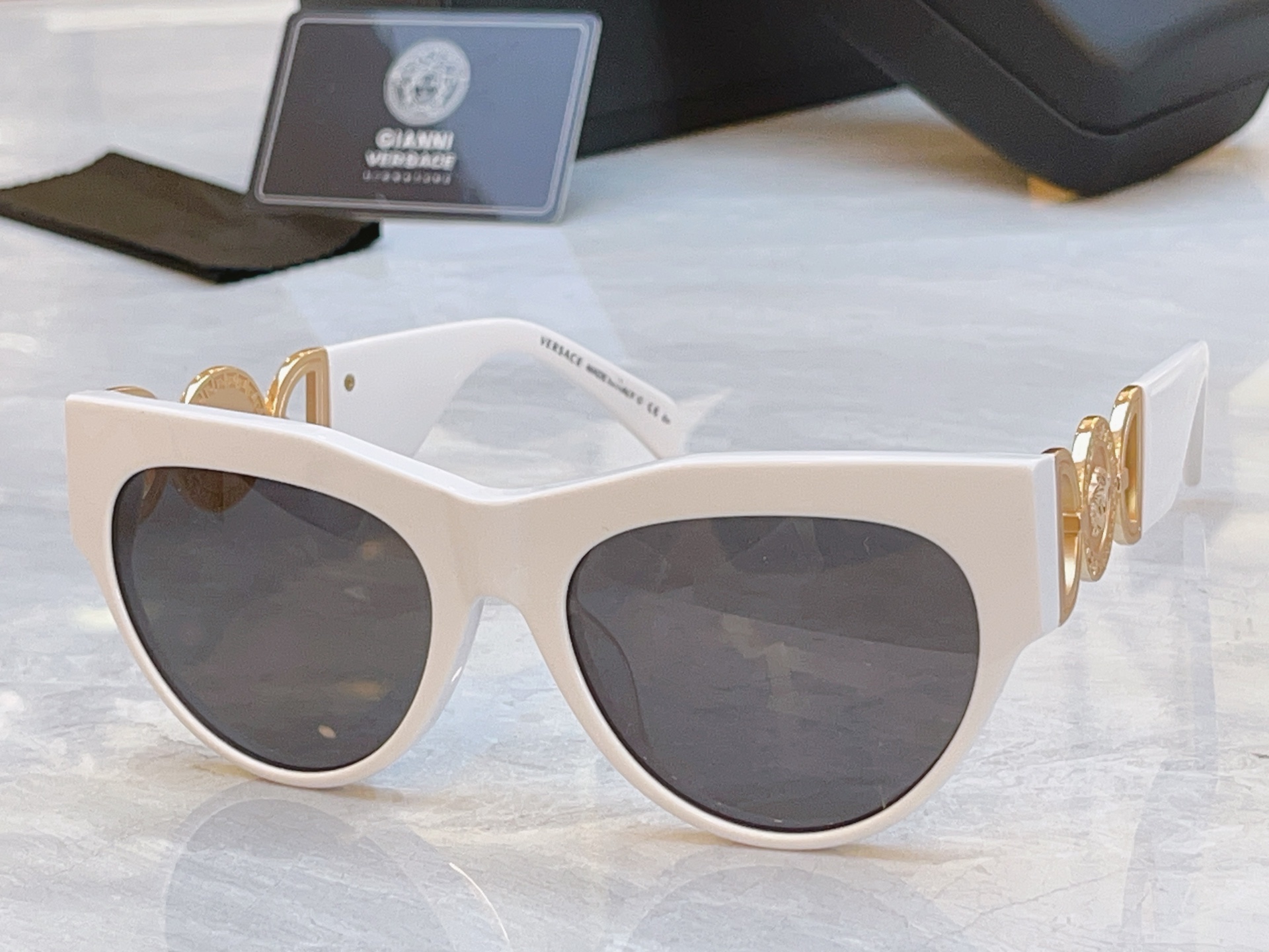 ，【VERSAC*】范思*哲新款太阳镜，MODEL：MOD 4440-U，SIZE：56口19-145