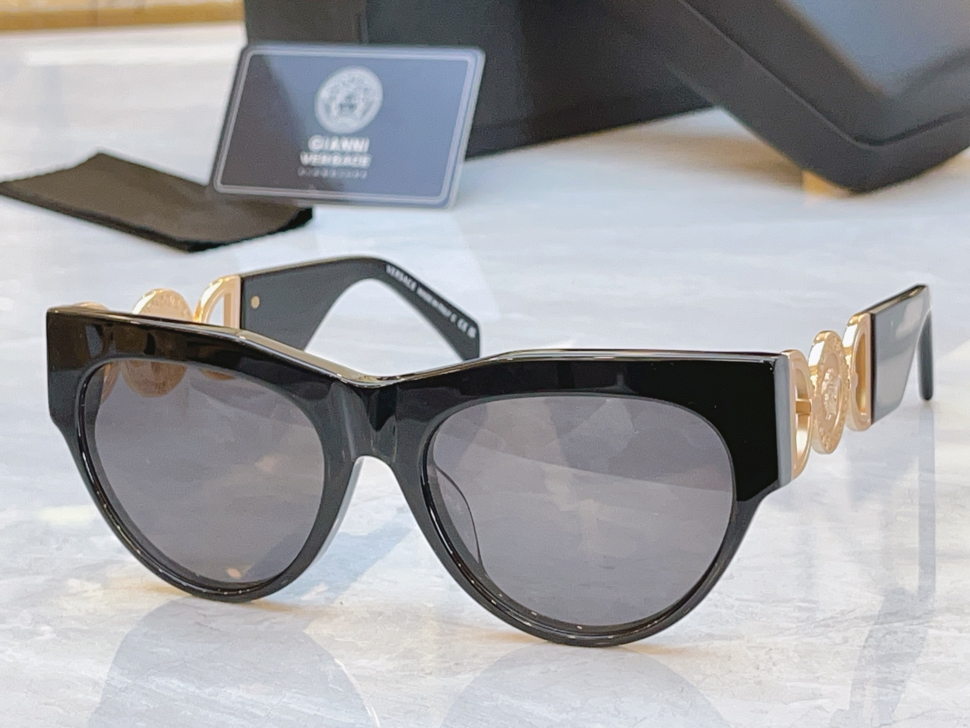 ，【VERSAC*】范思*哲新款太阳镜，MODEL：MOD 4440-U，SIZE：56口19-145