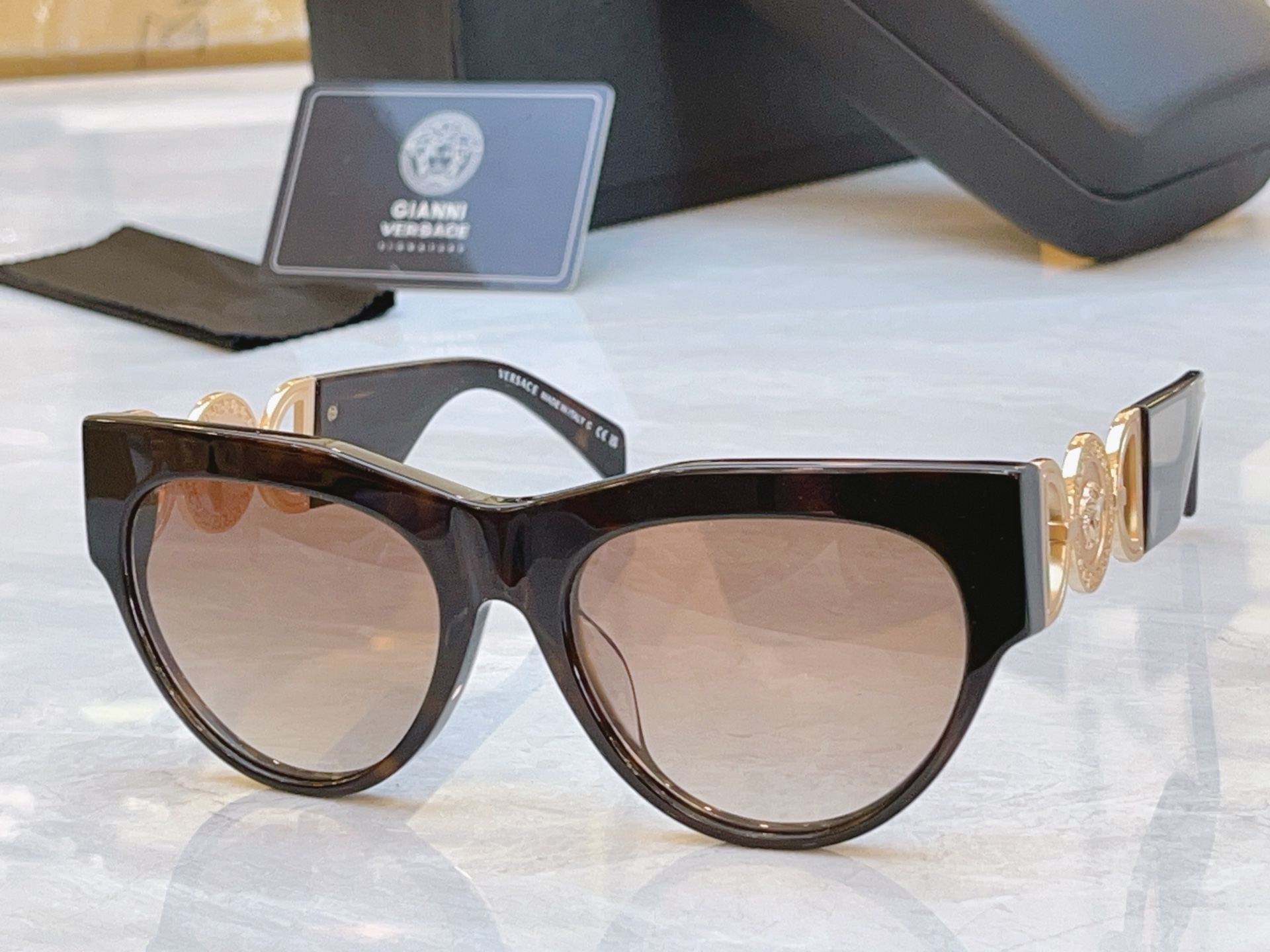 ，【VERSAC*】范思*哲新款太阳镜，MODEL：MOD 4440-U，SIZE：56口19-145