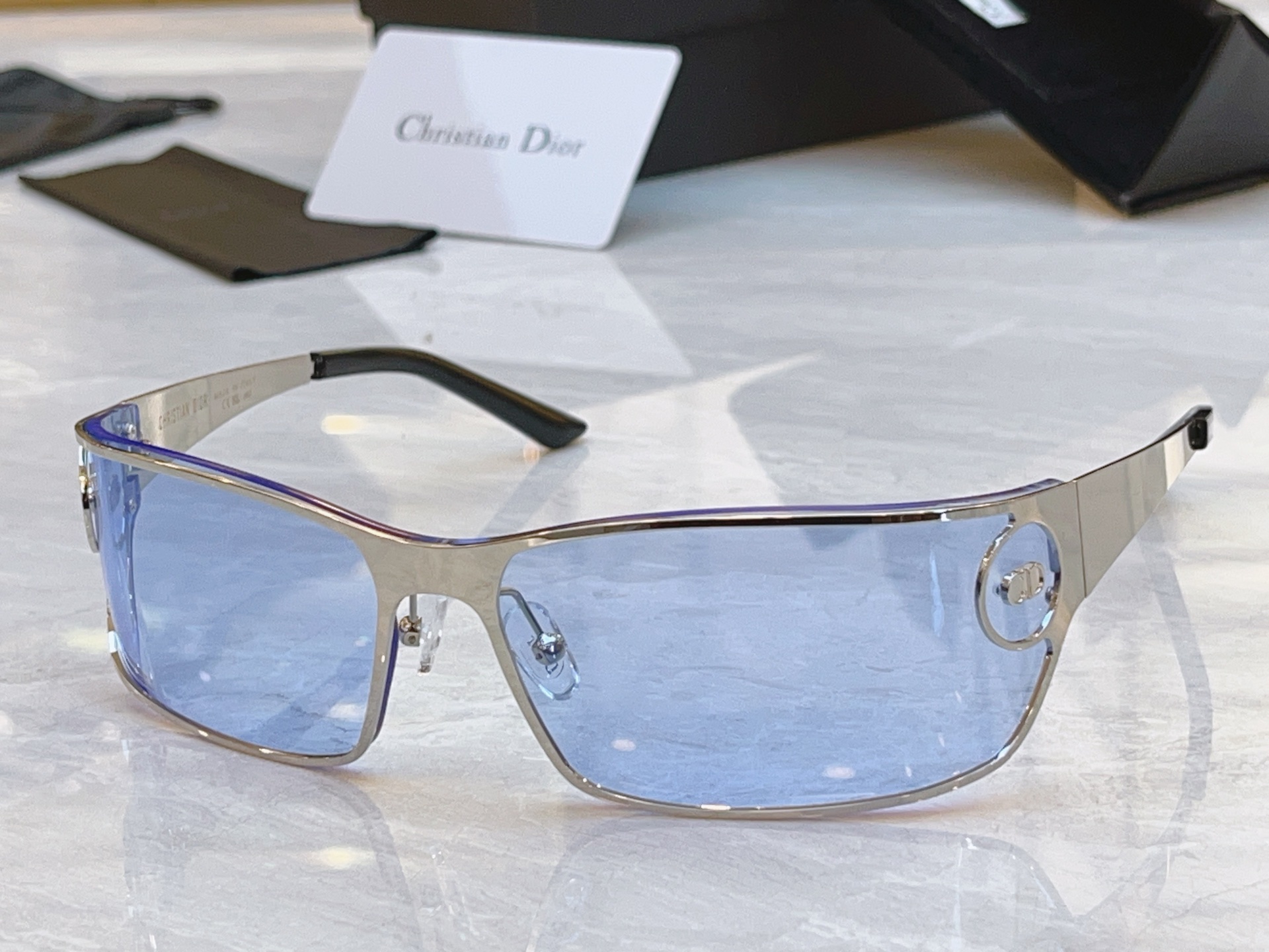 ，【DIO* 】迪*奥新款太阳镜，MODEL：DIORSTART，SIZE：56口17-125