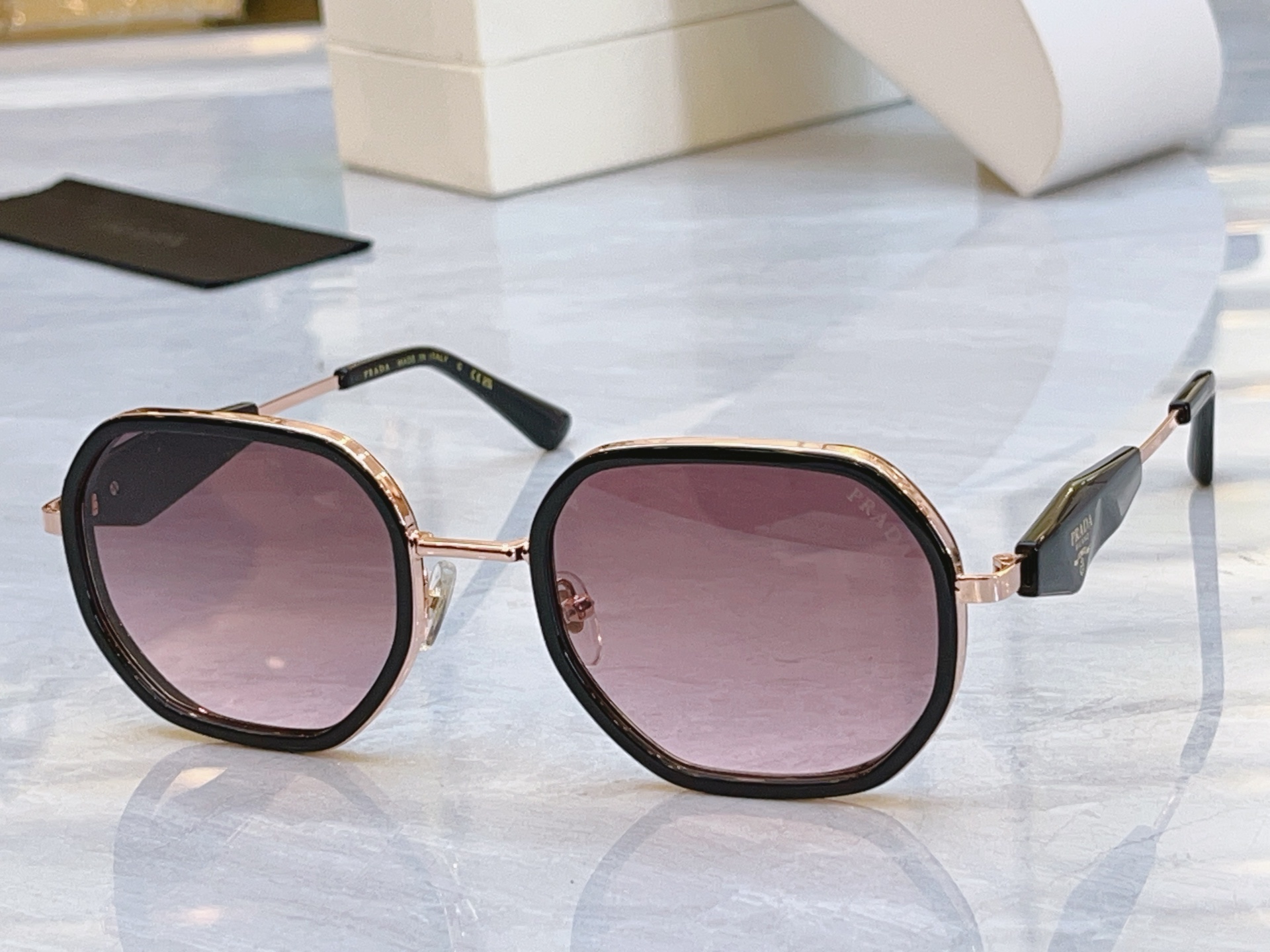，【PRAD*】普拉*达新款太阳镜，MODEL：PR 213VS，SIZE：54口22-145