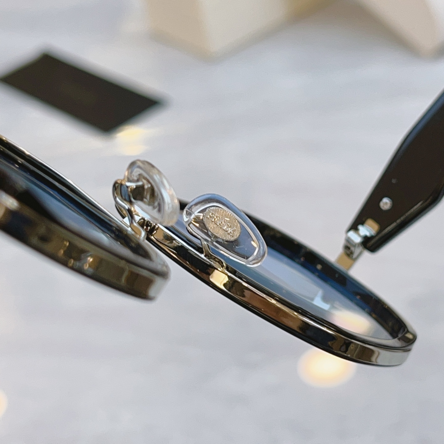 ，【PRAD*】普拉*达新款太阳镜，MODEL：PR 213VS，SIZE：54口22-145