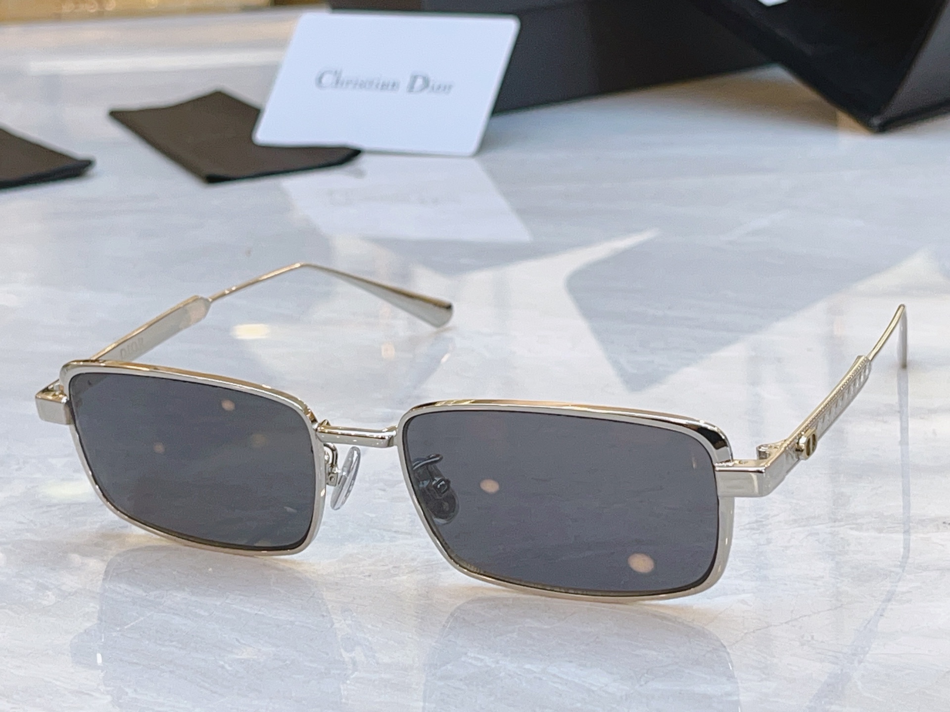 ，【DIO* 】迪*奥新款太阳镜，MODEL：DiorCannage S2U，SIZE：55口18-14