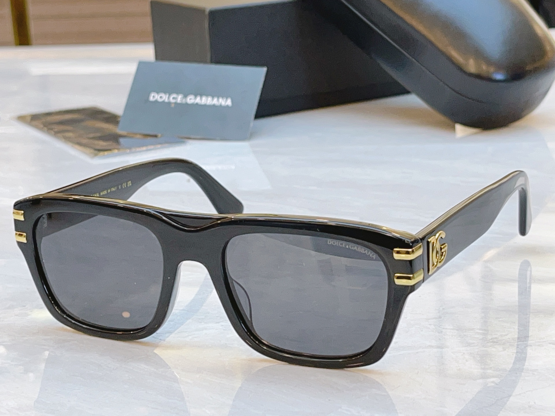，【DOLCE & GABBAN*】D*G新款太阳镜，MODEL：DG4496，SIZE：55口21-1
