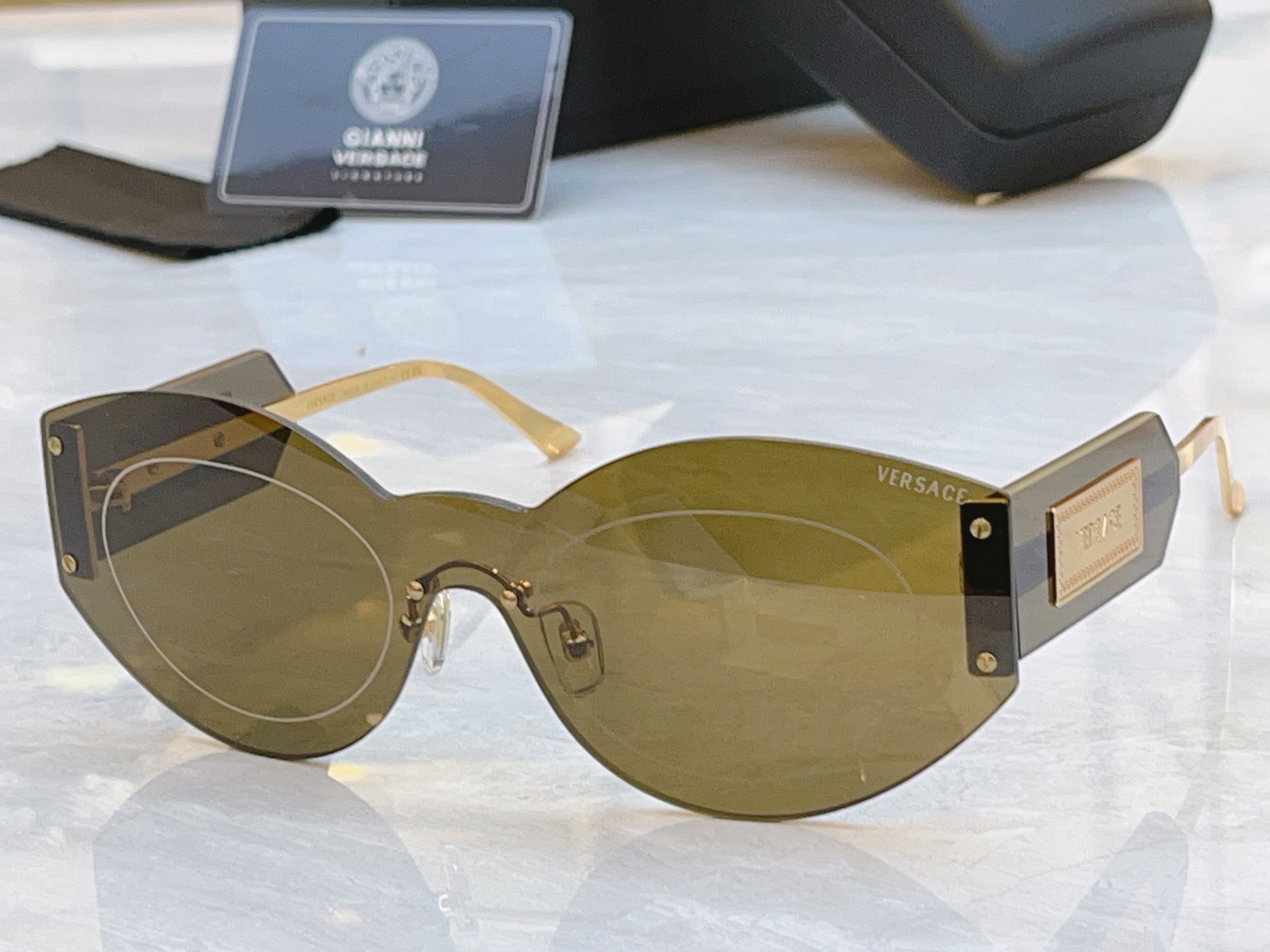 ，【VERSAC*】范思*哲新款太阳镜，MODEL：VE 2276，SIZE：146口0-142