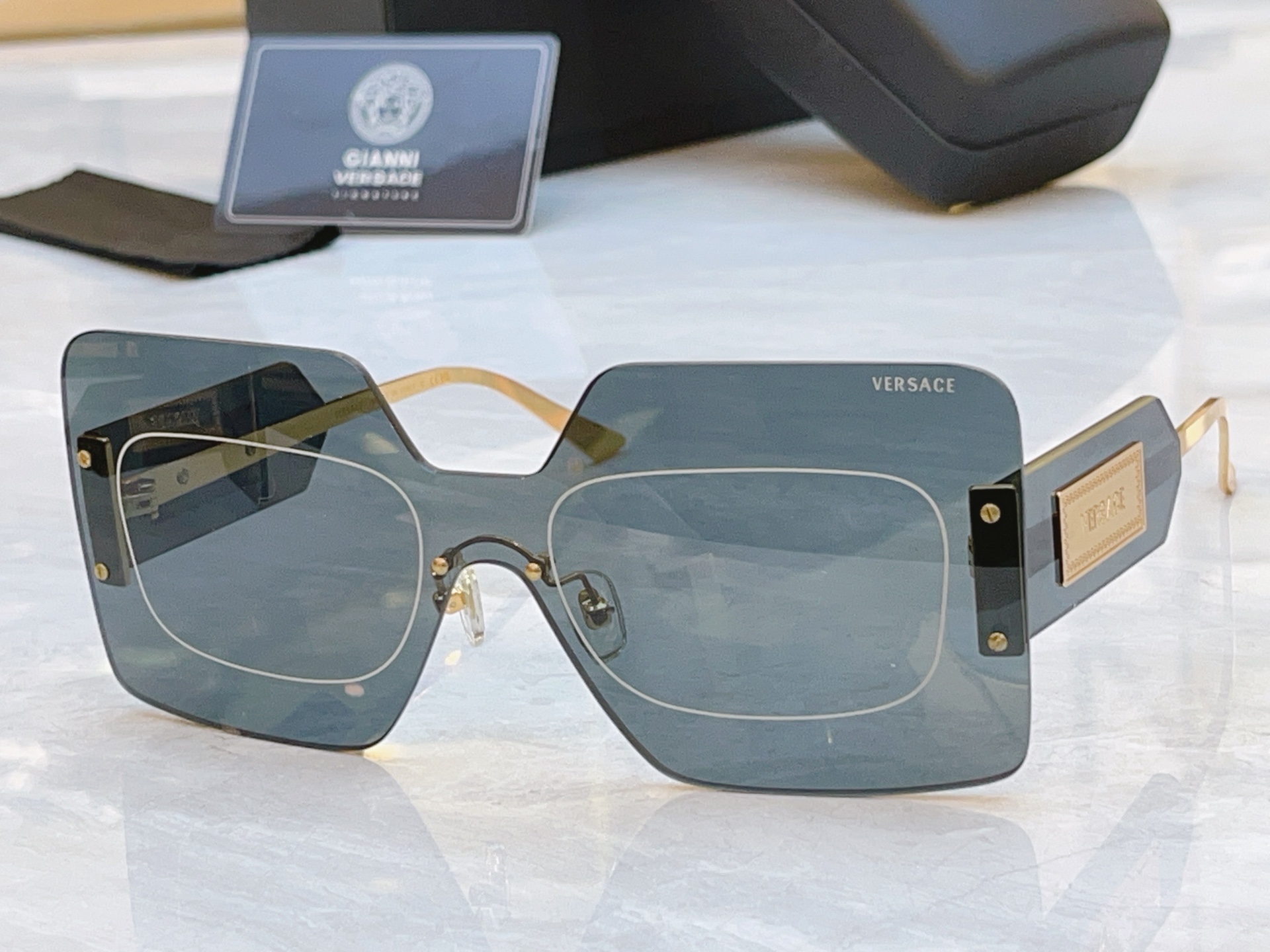 ，【VERSAC*】范思*哲新款太阳镜，MODEL：VE 2277，SIZE：146口0-142