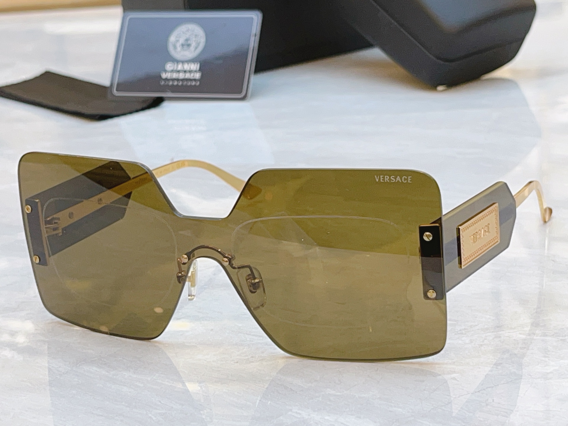 ，【VERSAC*】范思*哲新款太阳镜，MODEL：VE 2277，SIZE：146口0-142