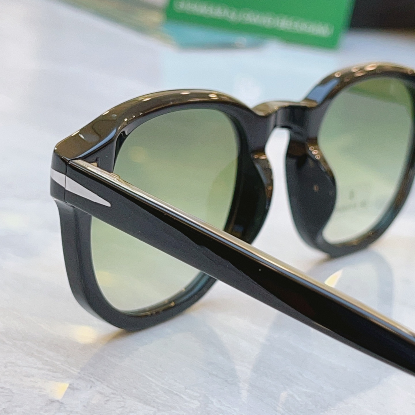 ，【DAVID BECKHA*】大卫.贝克汉*姆新款太阳镜，Model:DB 1007/S，SIZE:4