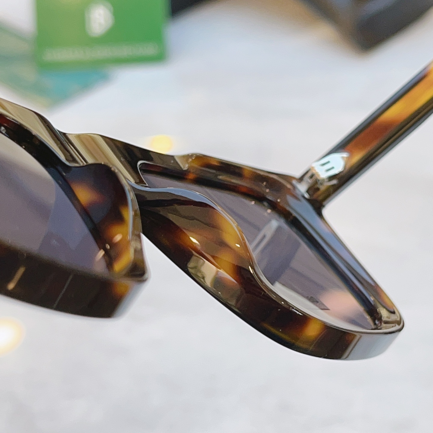 ，【DAVID BECKHA*】大卫.贝克汉*姆新款太阳镜，Model:DB 7000S，SIZE:51