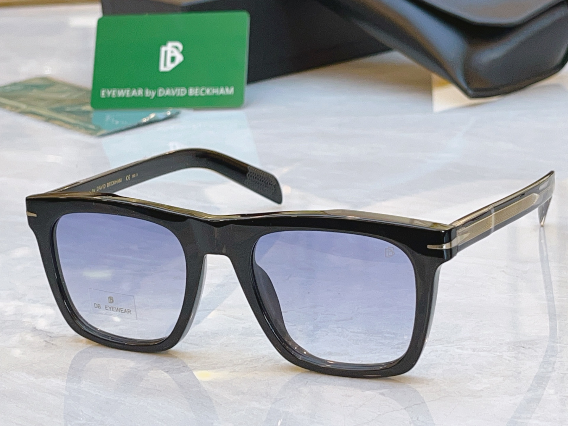 ，【DAVID BECKHA*】大卫.贝克汉*姆新款太阳镜，Model:DB 7000S，SIZE:51