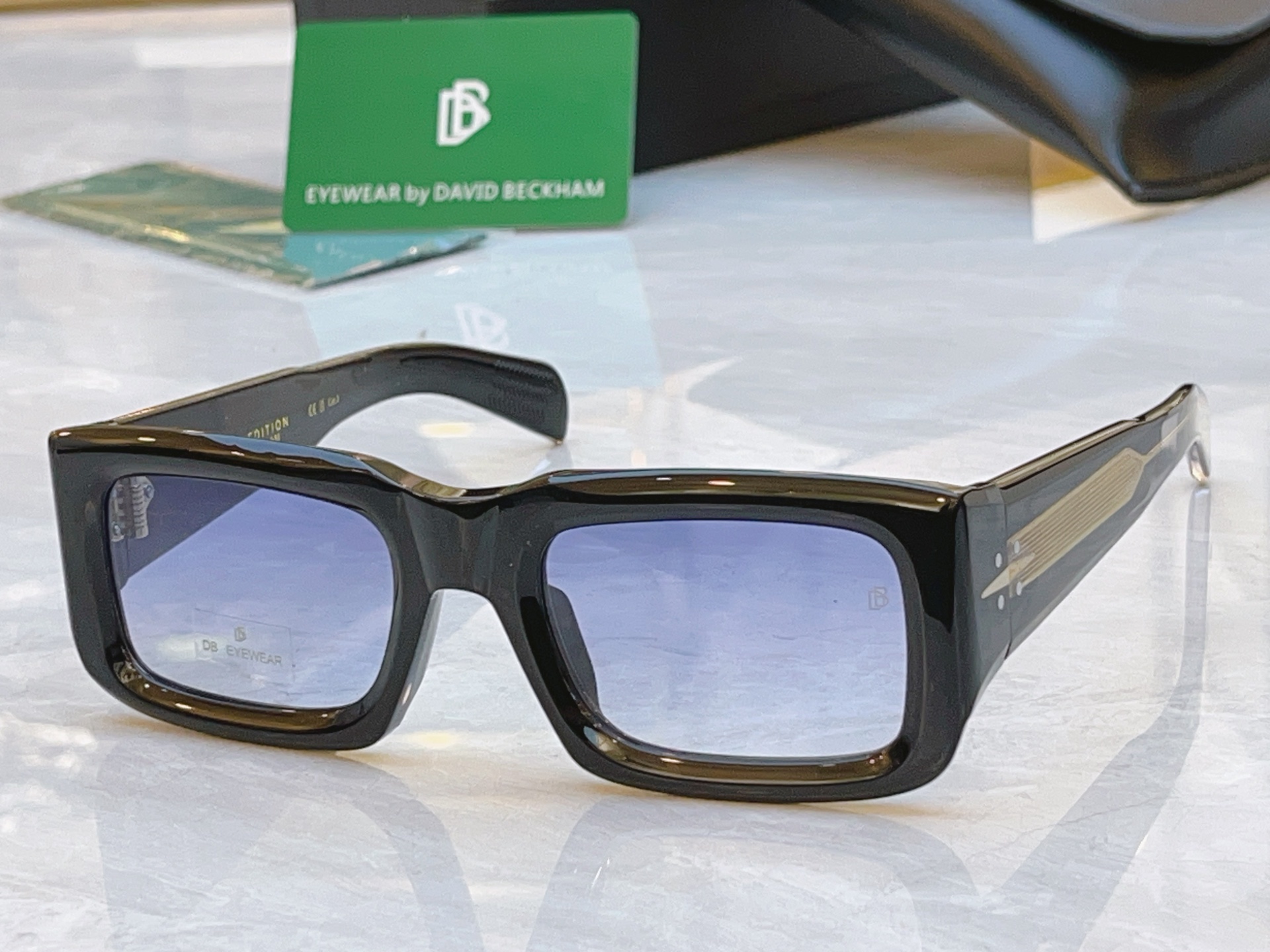 ，【DAVID BECKHA*】大卫.贝克汉*姆新款太阳镜，Model:DB 7131/S，SIZE:5