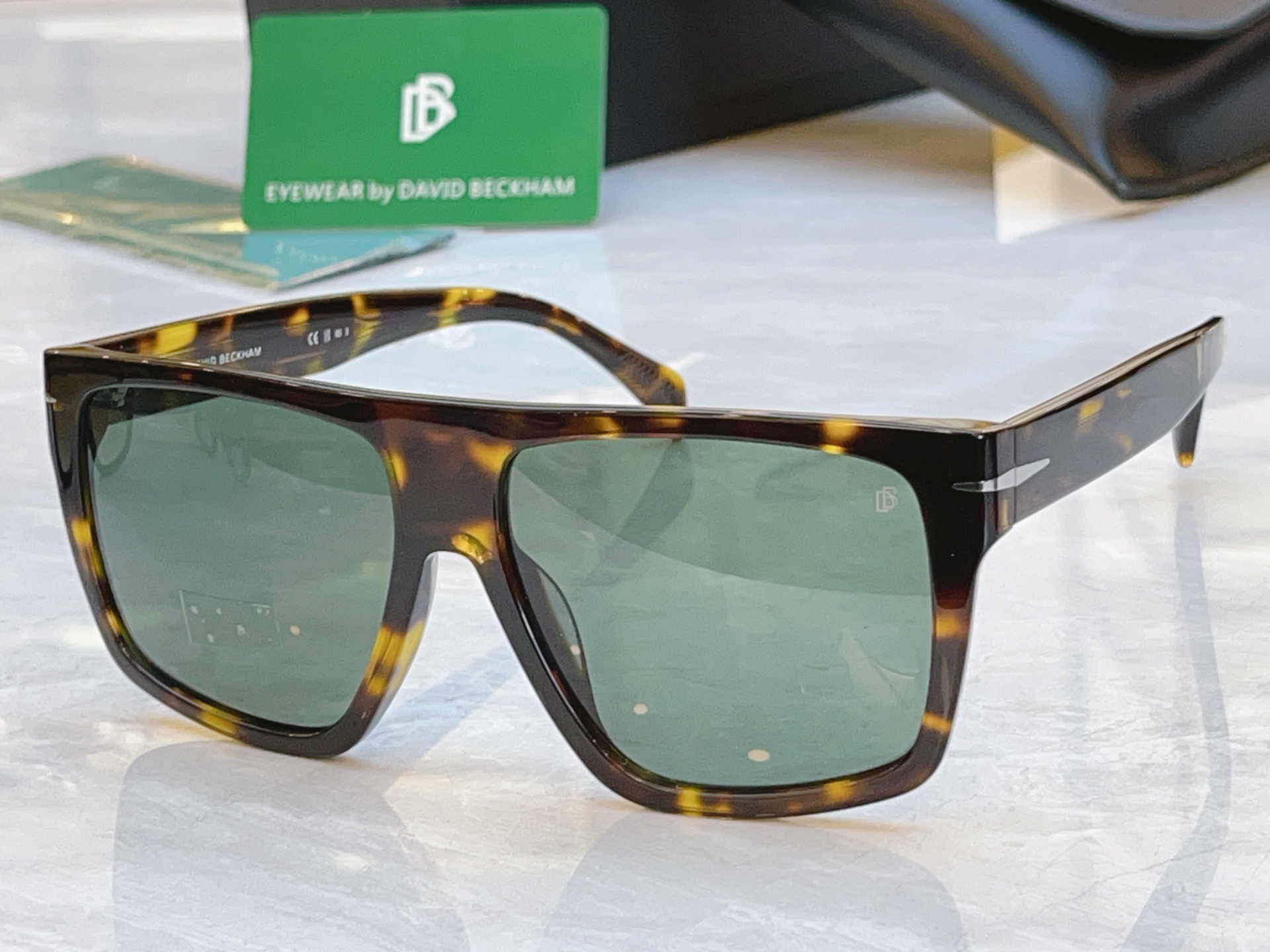 ，【DAVID BECKHA*】大卫.贝克汉*姆新款太阳镜，Model:DB 7149/S，SIZE:5