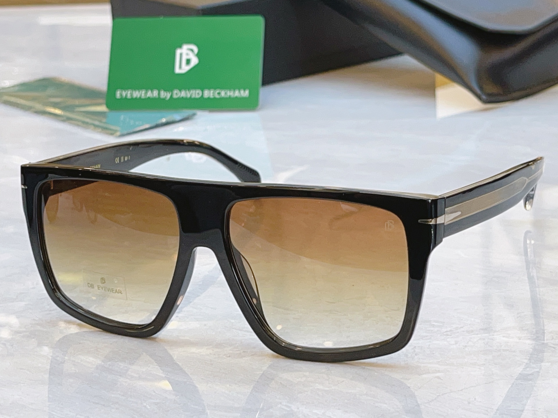 ，【DAVID BECKHA*】大卫.贝克汉*姆新款太阳镜，Model:DB 7149/S，SIZE:5