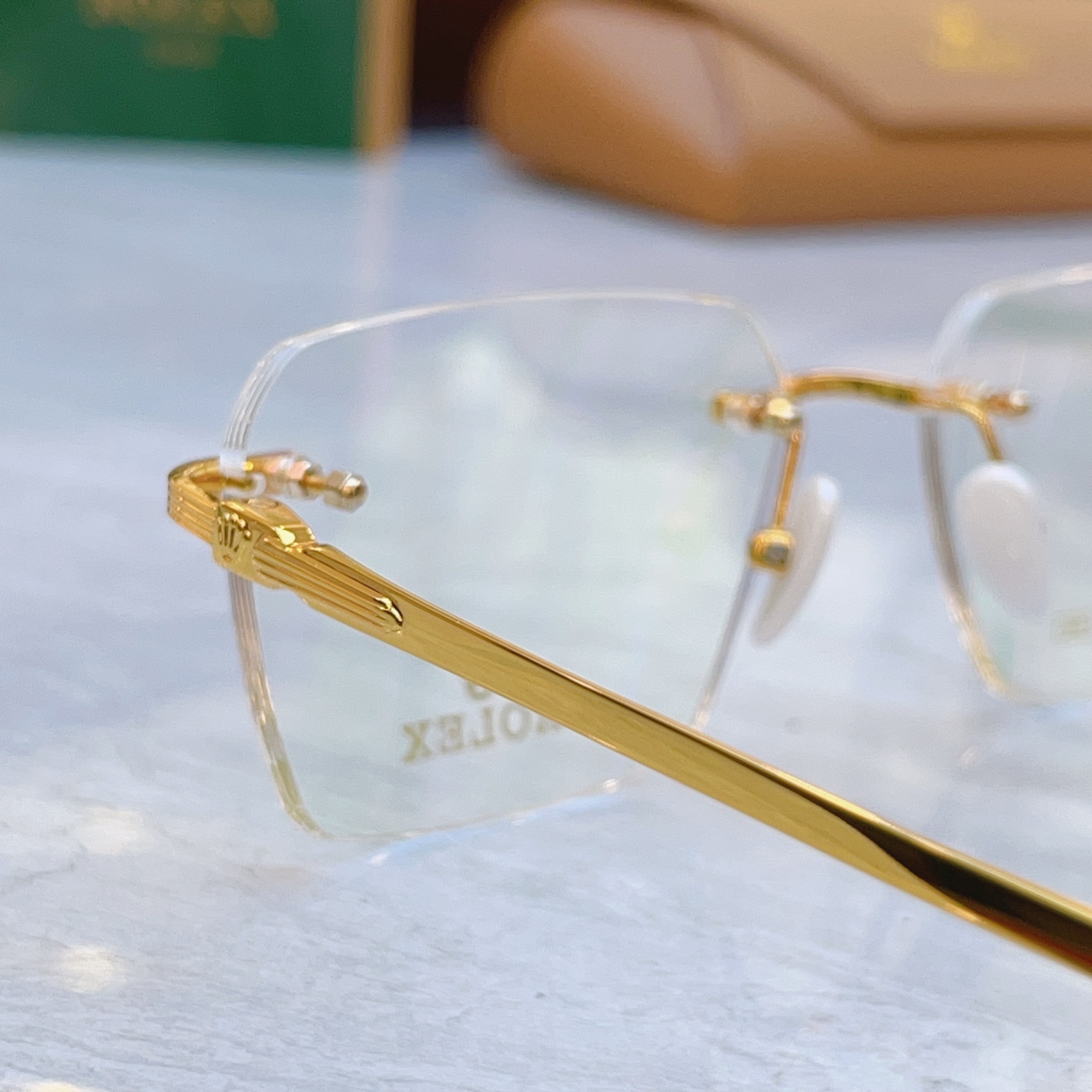 ，【ROLE*】 劳力*士新款太阳镜，钛架 MODEL：SS1152，SIZE：55口17-143