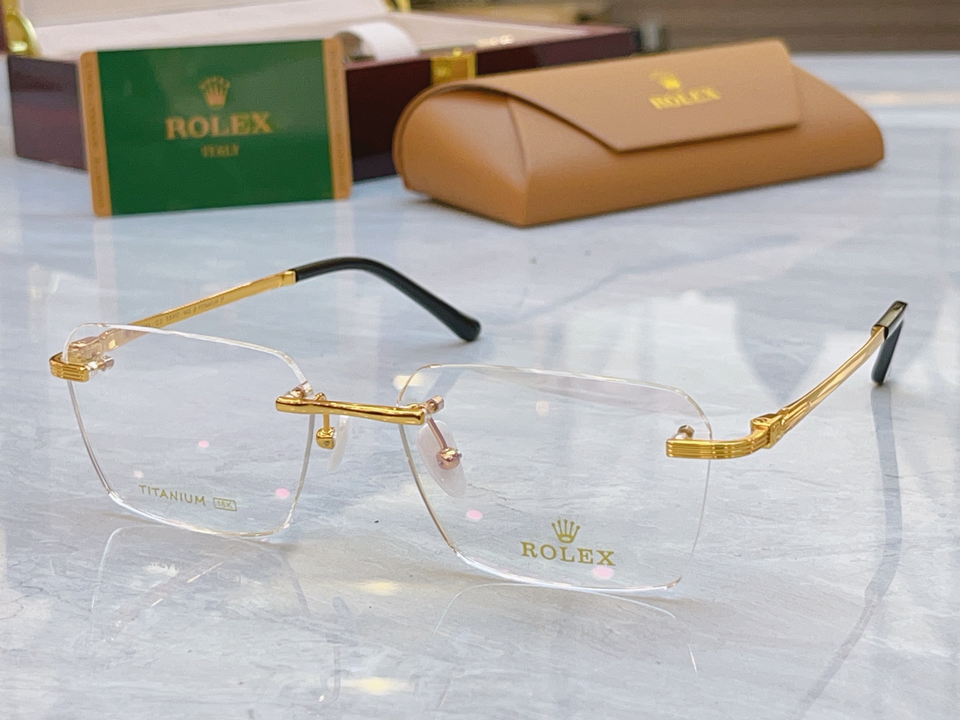 ，【ROLE*】 劳力*士新款太阳镜，钛架 MODEL：SS1152，SIZE：55口17-143