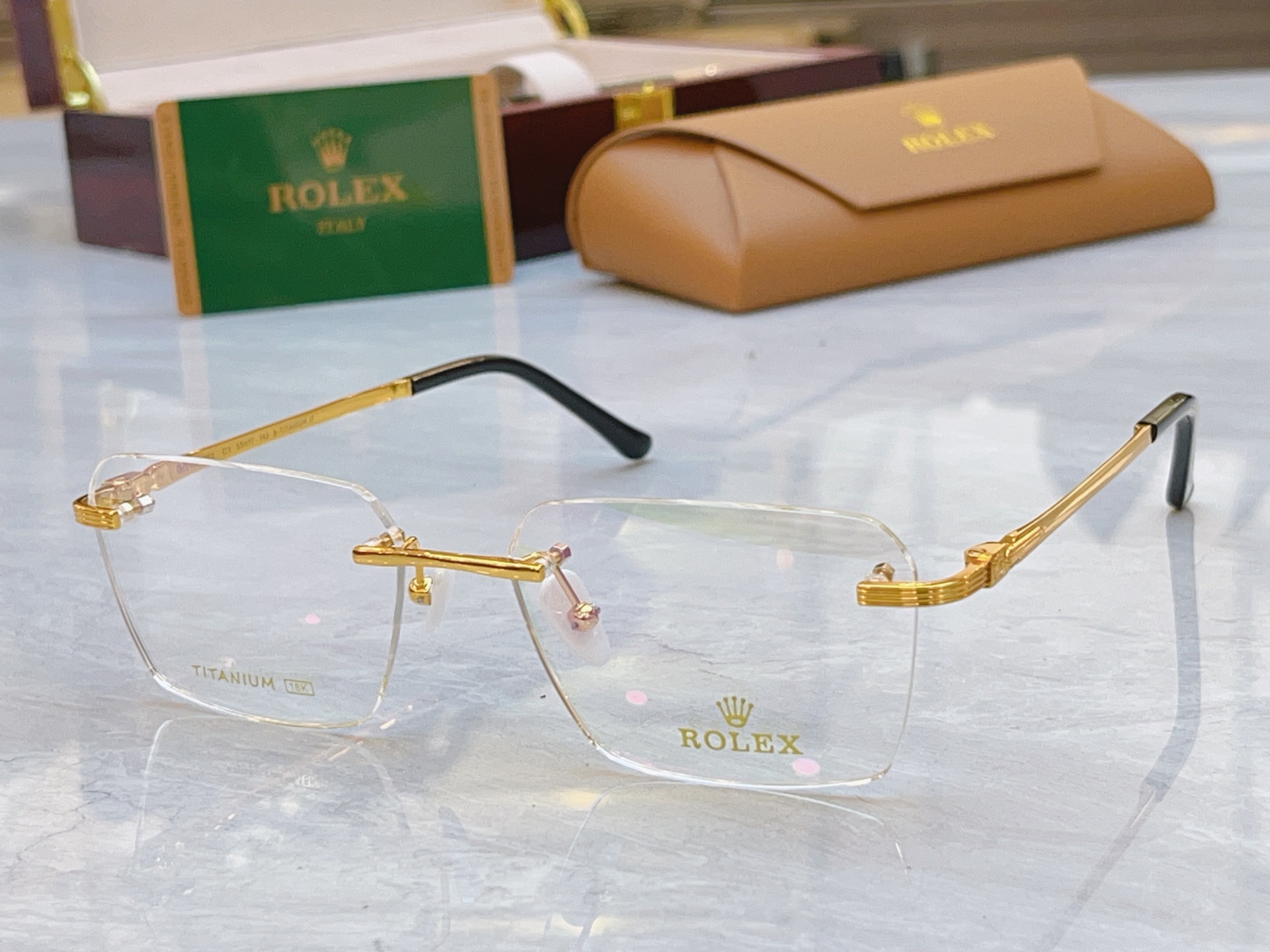 ，【ROLE*】 劳力*士新款太阳镜，钛架 MODEL：SS1152，SIZE：55口17-143