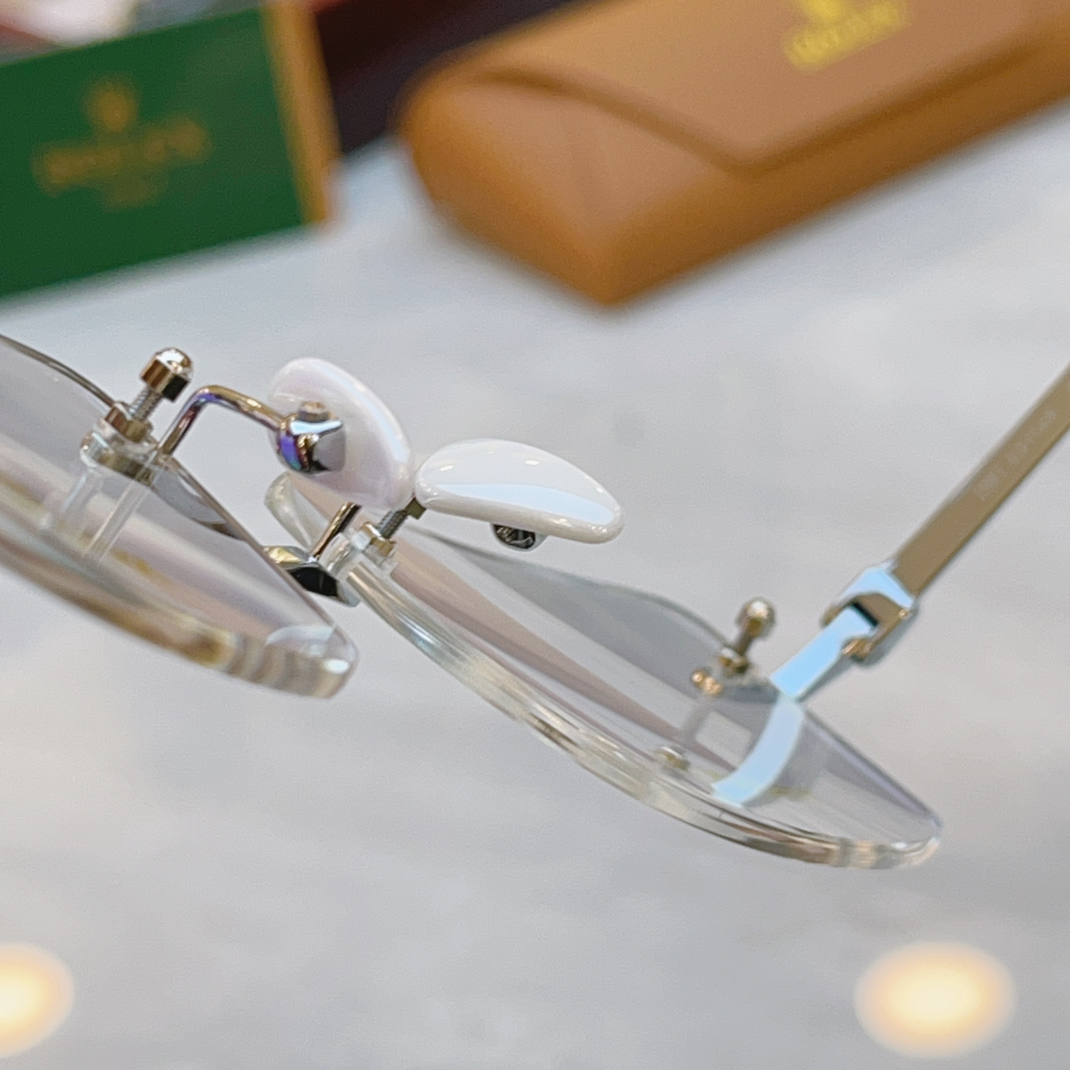 ，【ROLE*】 劳力*士新款太阳镜，钛架 MODEL：SS1146，SIZE：54口17-143