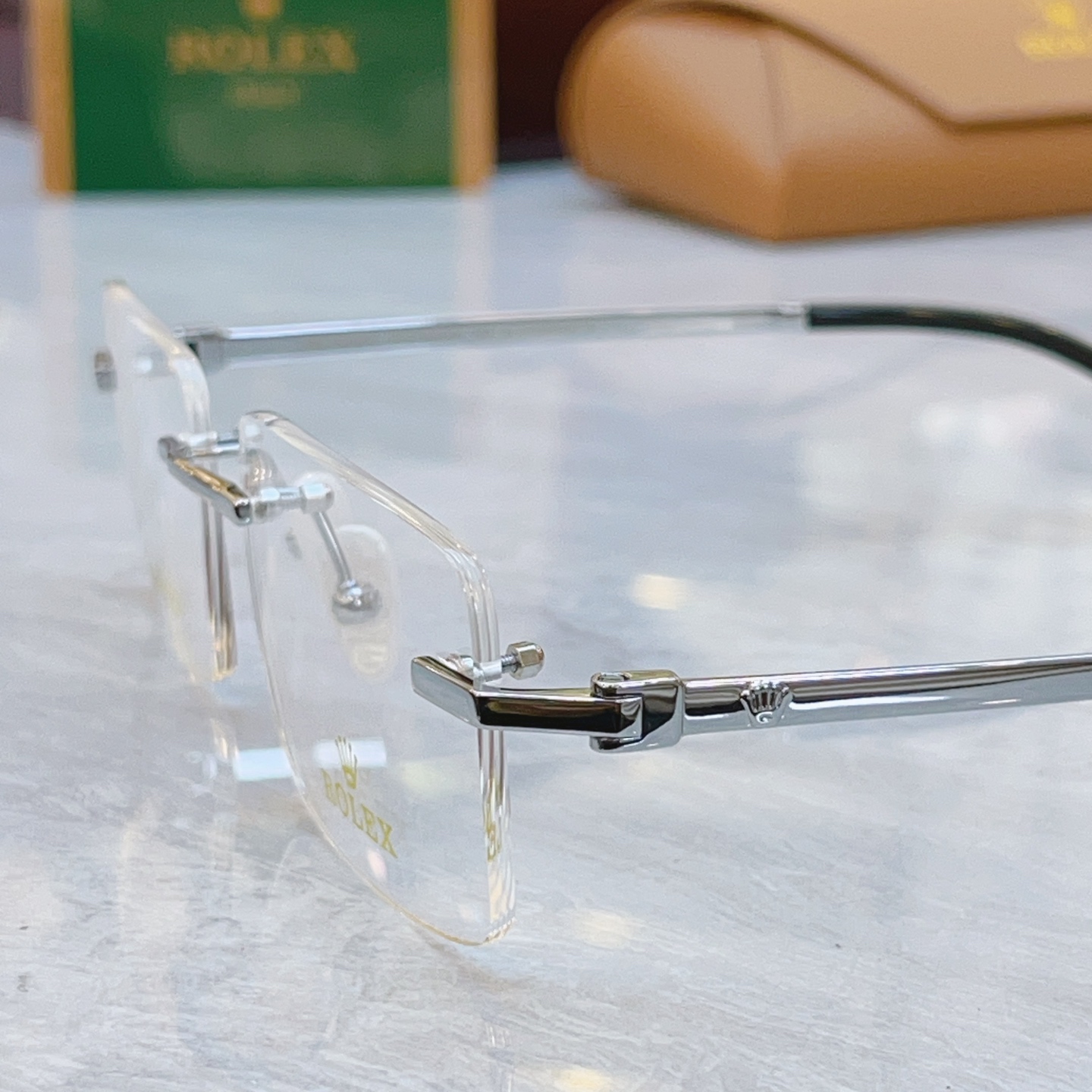 ，【ROLE*】 劳力*士新款太阳镜，钛架 MODEL：SS1146，SIZE：54口17-143