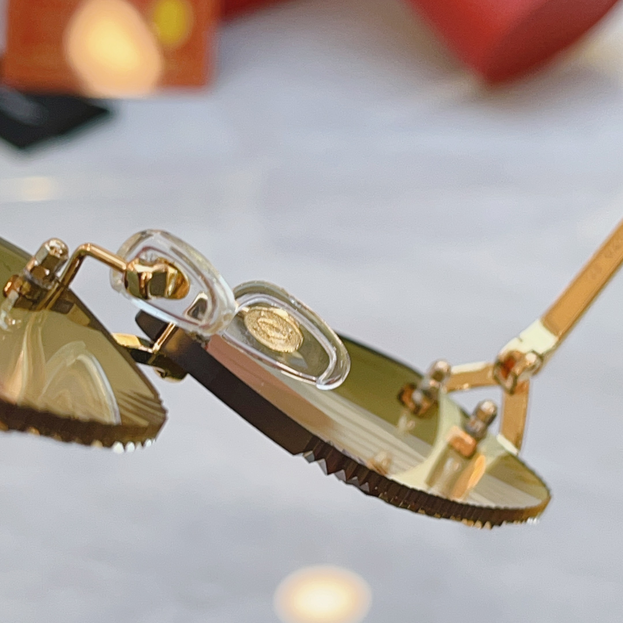 ，【CARTIE*】卡地*亚新款太阳镜，Mod:CT0798S，Size:57口19-140