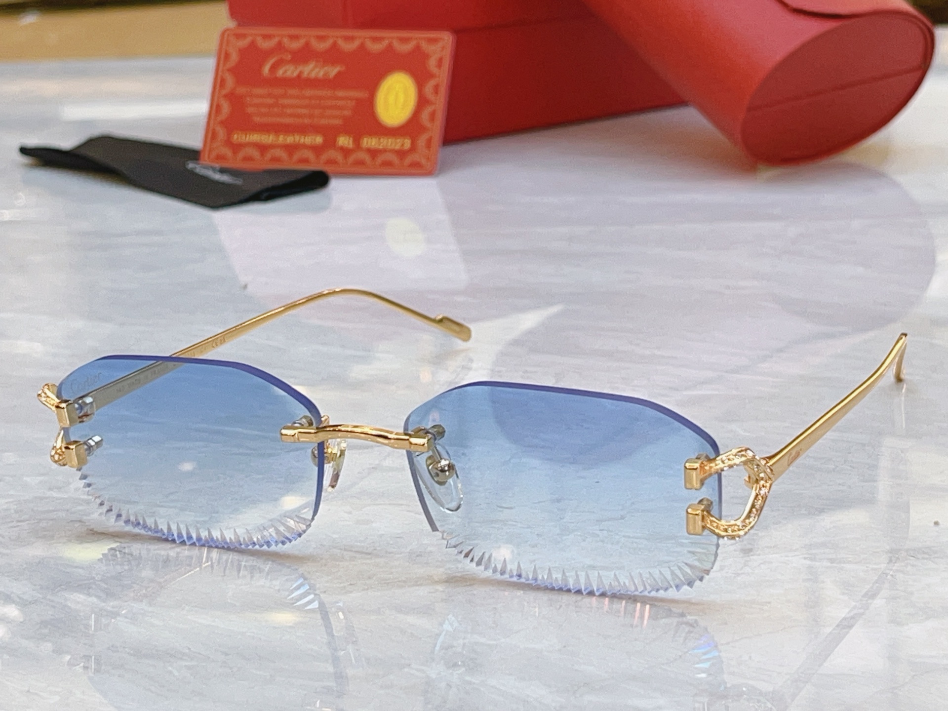 ，【CARTIE*】卡地*亚新款太阳镜，Mod:CT0798S，Size:57口19-140