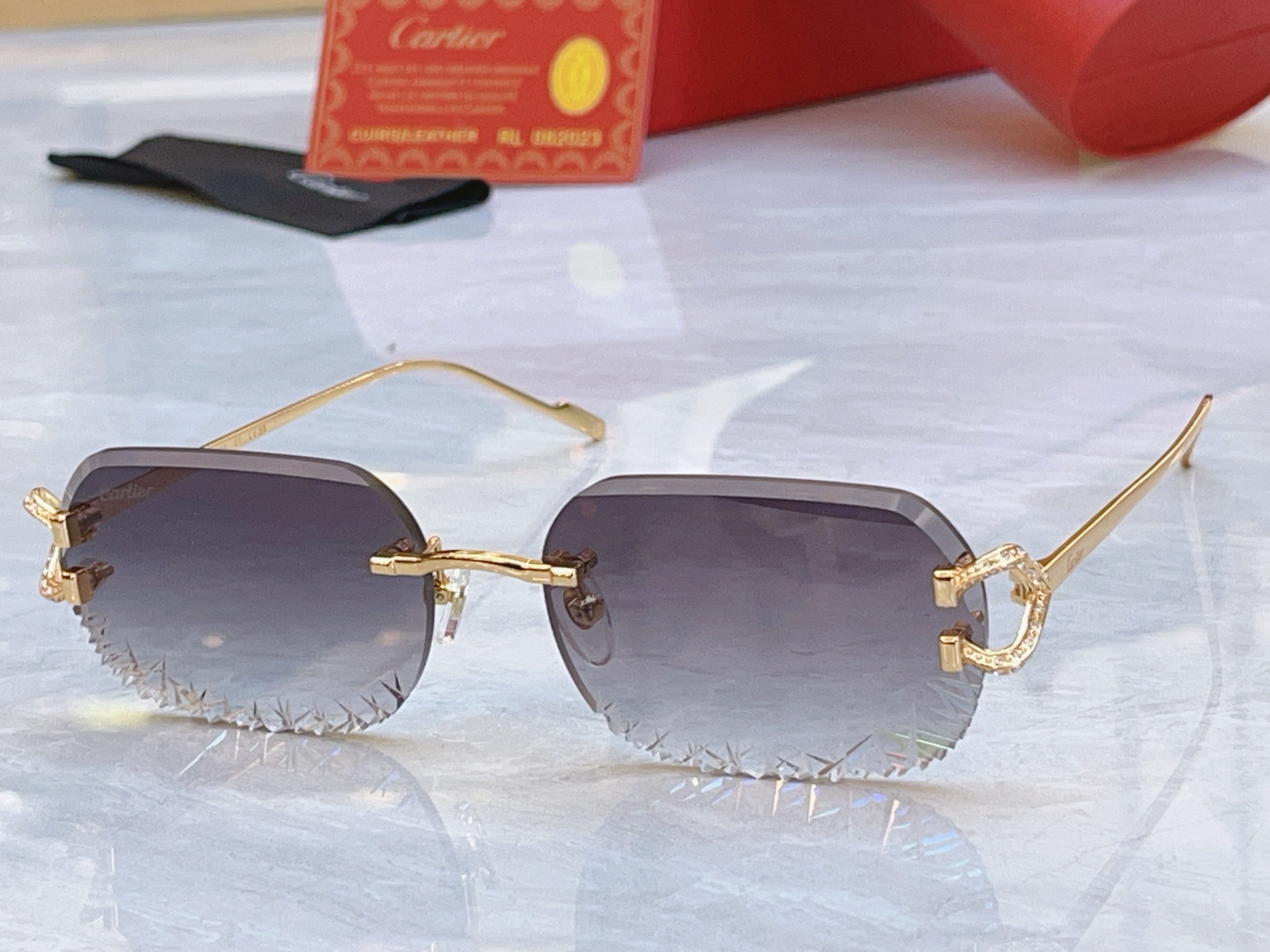 ，【CARTIE*】卡地*亚新款太阳镜，Mod:CT0798S，Size:58口18-140